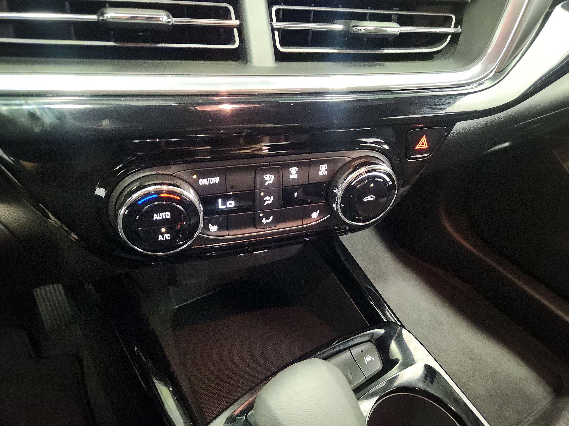 Thumbnail: 2025 Chevrolet Trax - 16