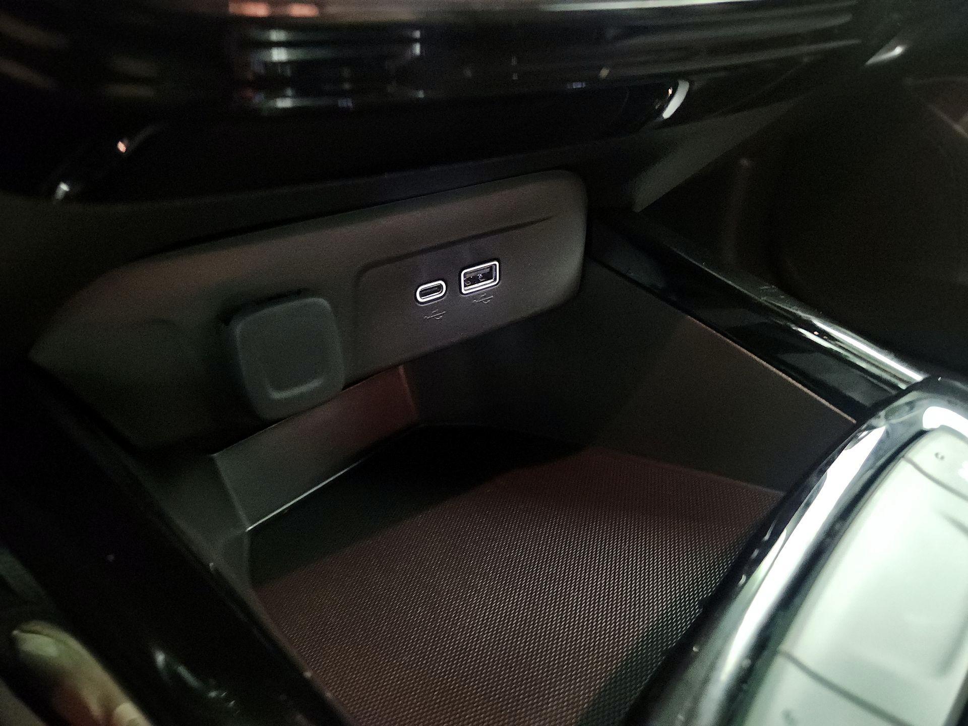 Thumbnail: 2025 Chevrolet Trax - 18