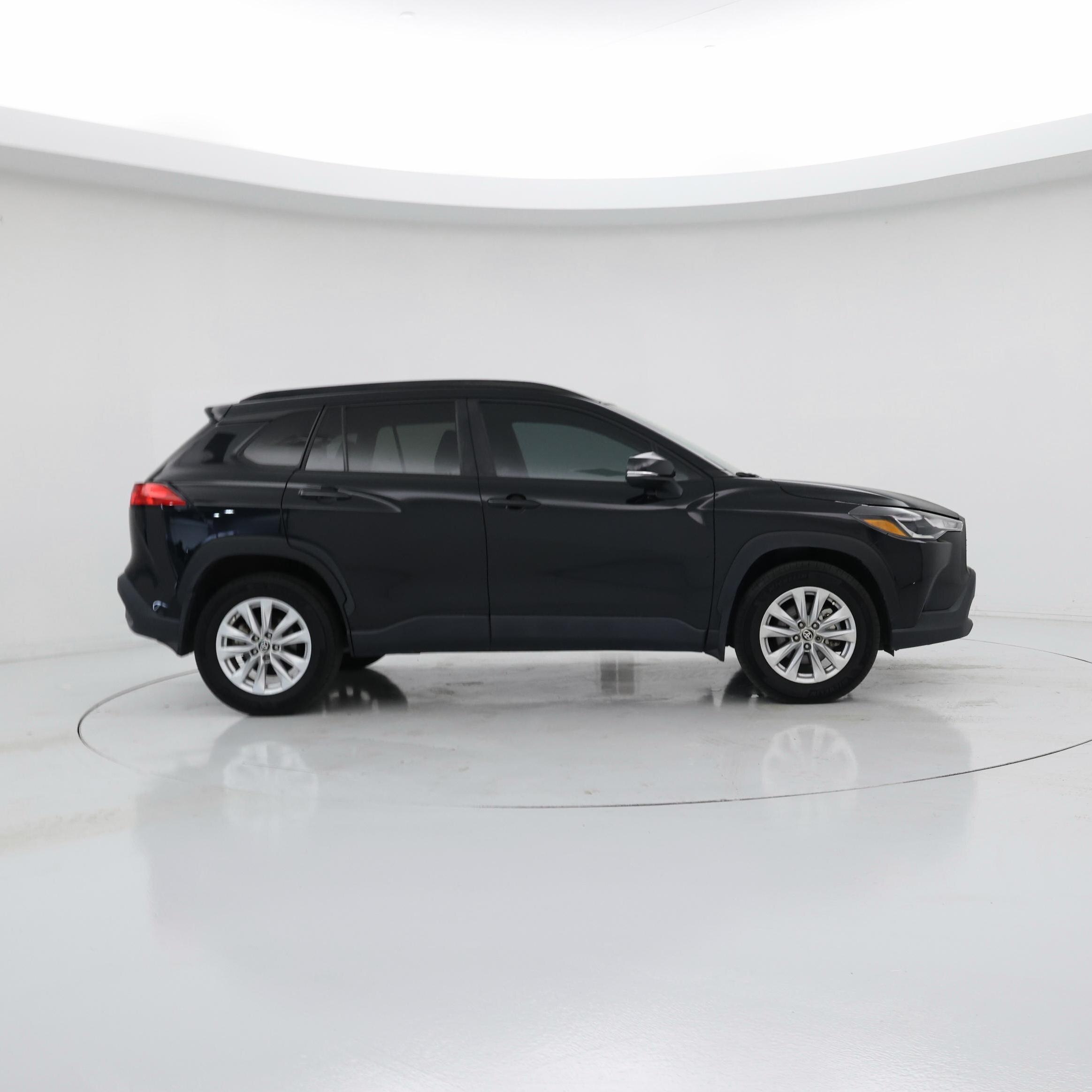 Thumbnail: 2024 Toyota Corolla Cross - 7