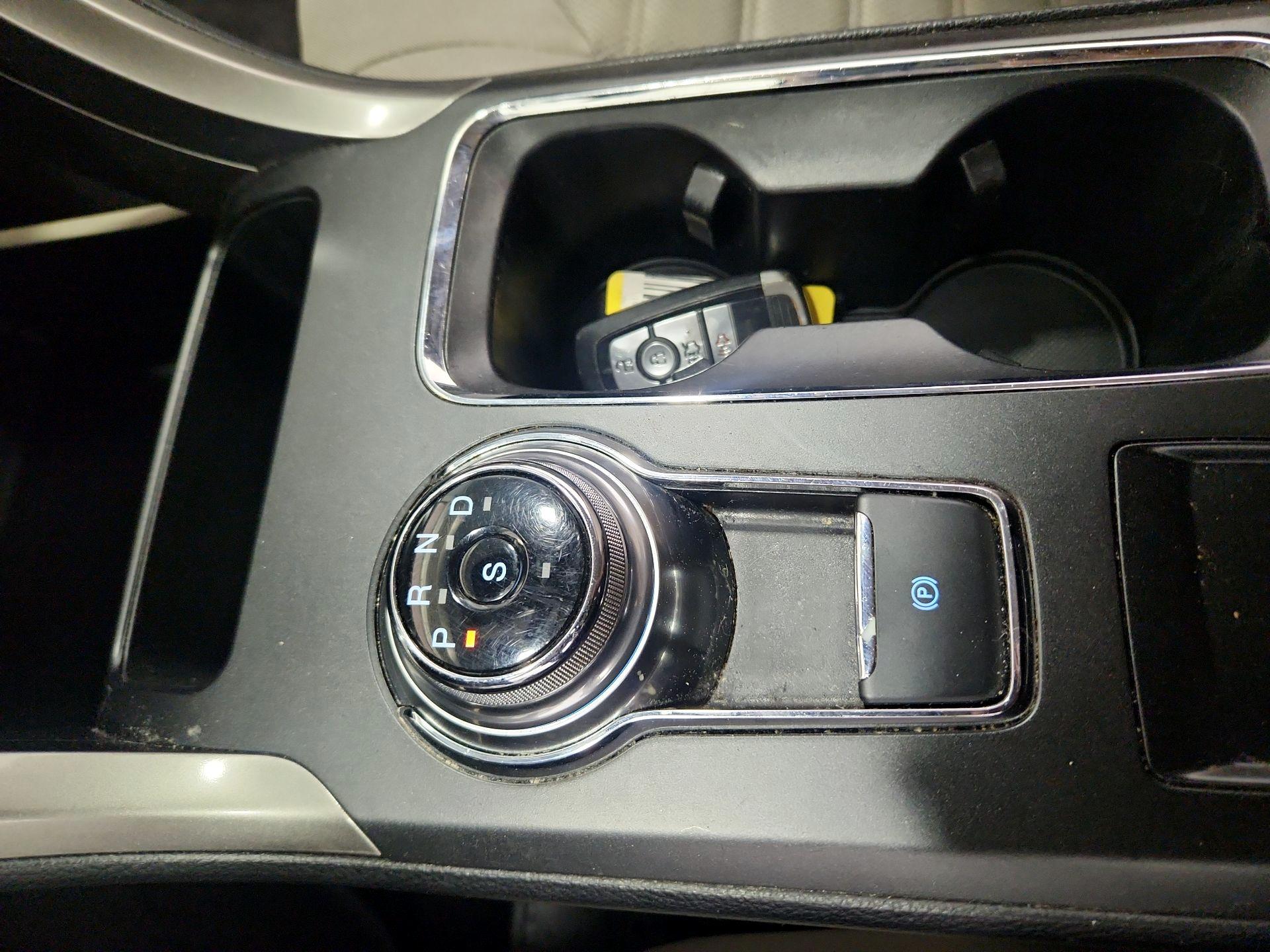 Thumbnail: 2019 Ford Fusion - 17