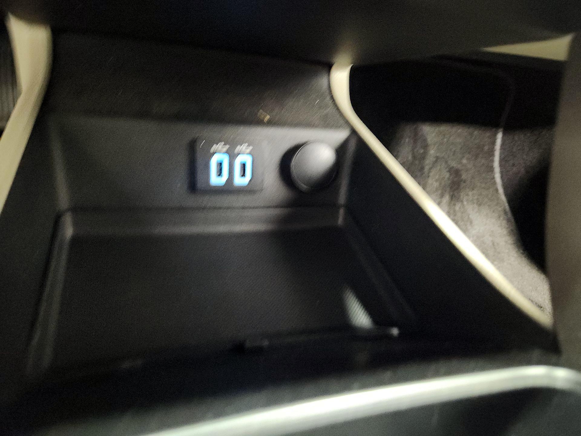 Thumbnail: 2019 Ford Fusion - 18