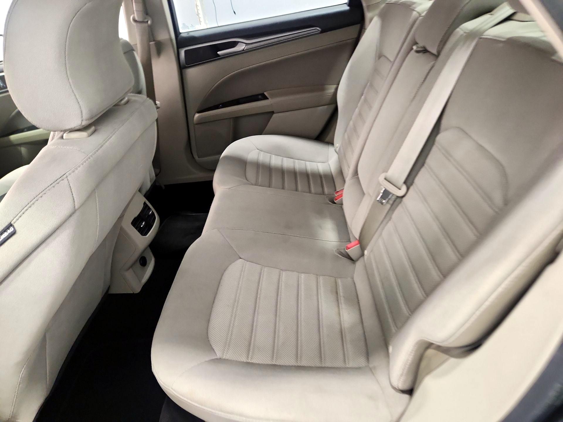 Thumbnail: 2019 Ford Fusion - 19