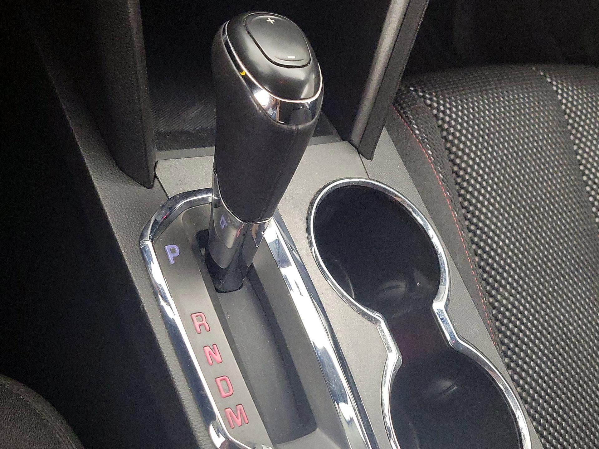 Thumbnail: 2017 GMC Terrain - 17