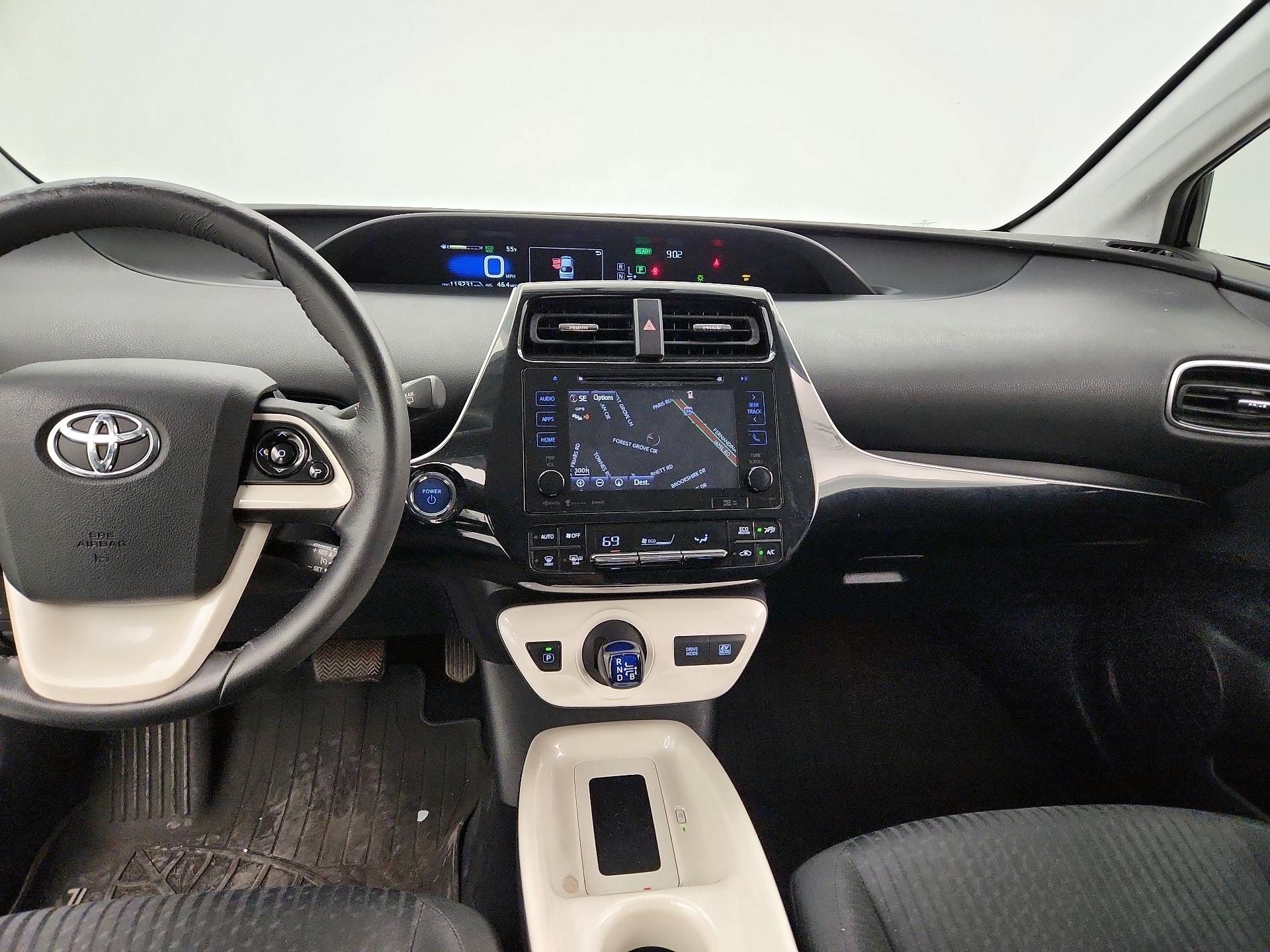 Thumbnail: 2016 Toyota Prius - 9