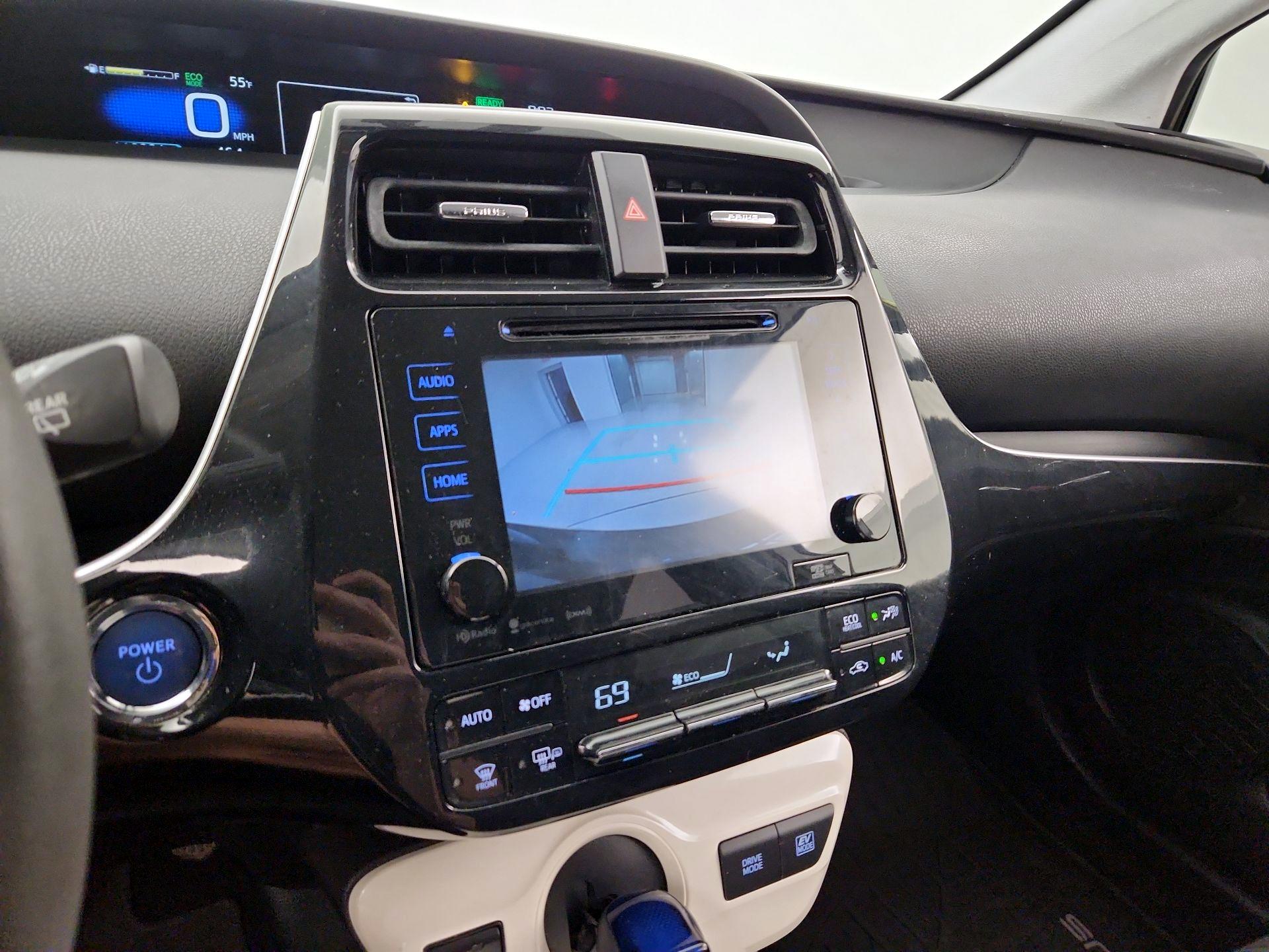 Thumbnail: 2016 Toyota Prius - 15