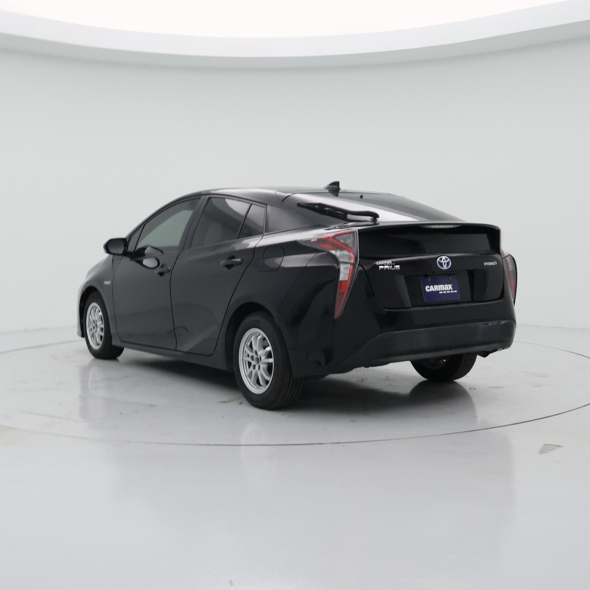 Thumbnail: 2016 Toyota Prius - 2