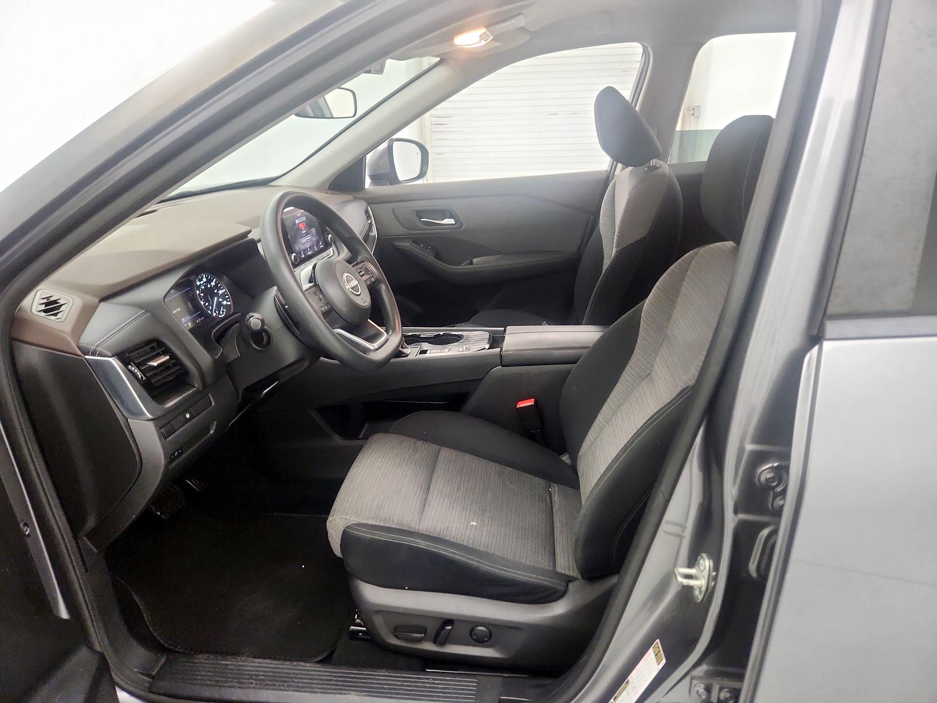 Thumbnail: 2022 Nissan Rogue - 11