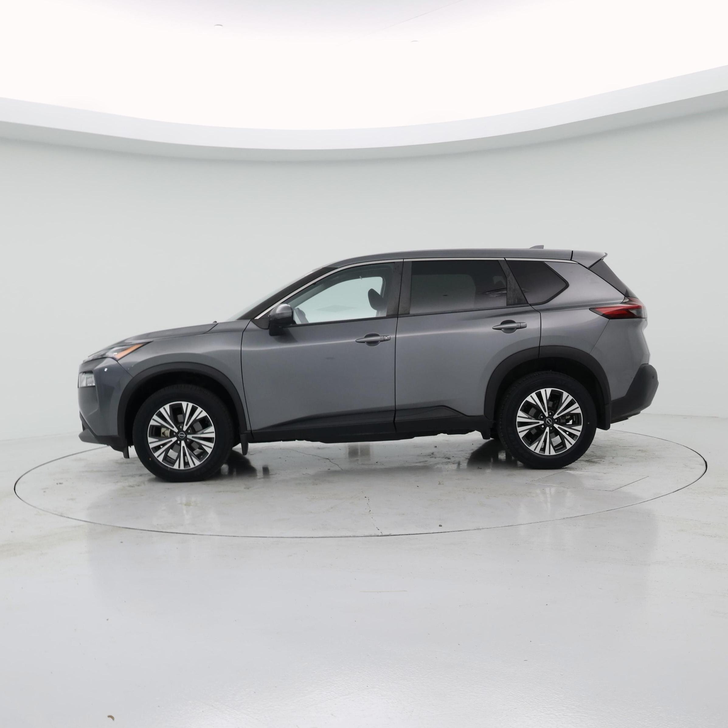 Thumbnail: 2022 Nissan Rogue - 3