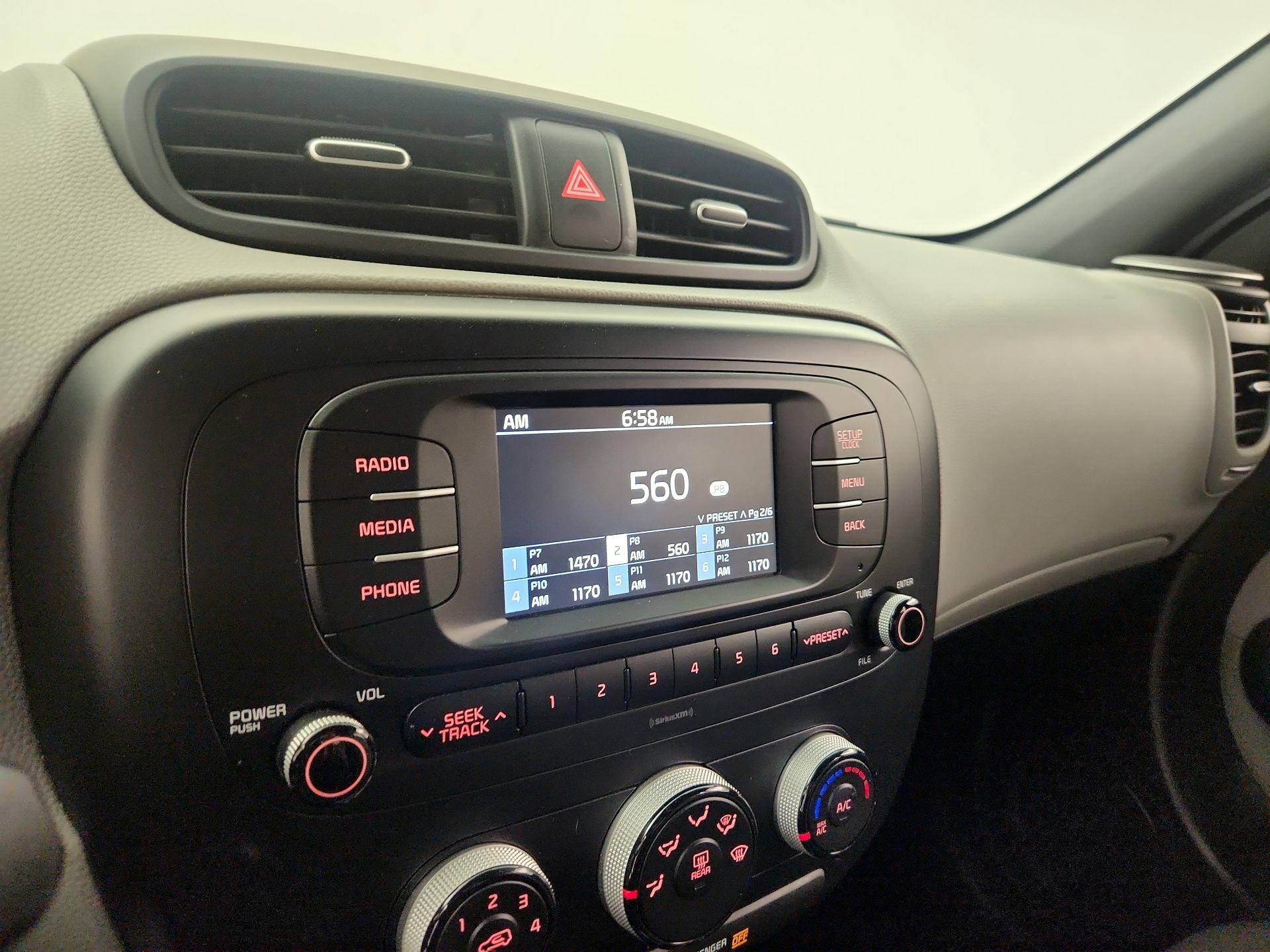 Thumbnail: 2018 Kia Soul - 14