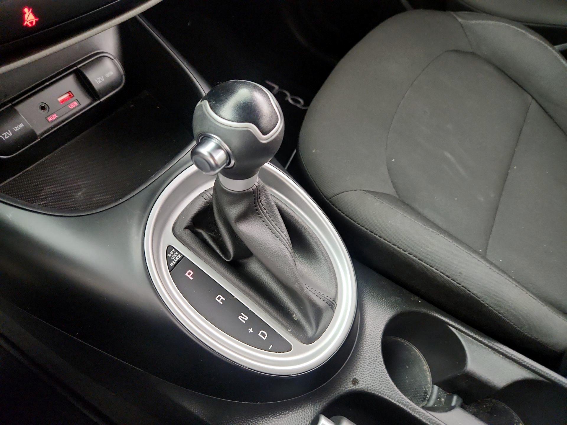 Thumbnail: 2018 Kia Soul - 16