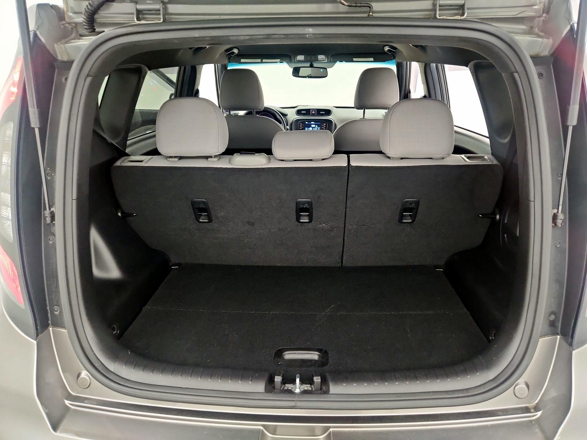 Thumbnail: 2018 Kia Soul - 19