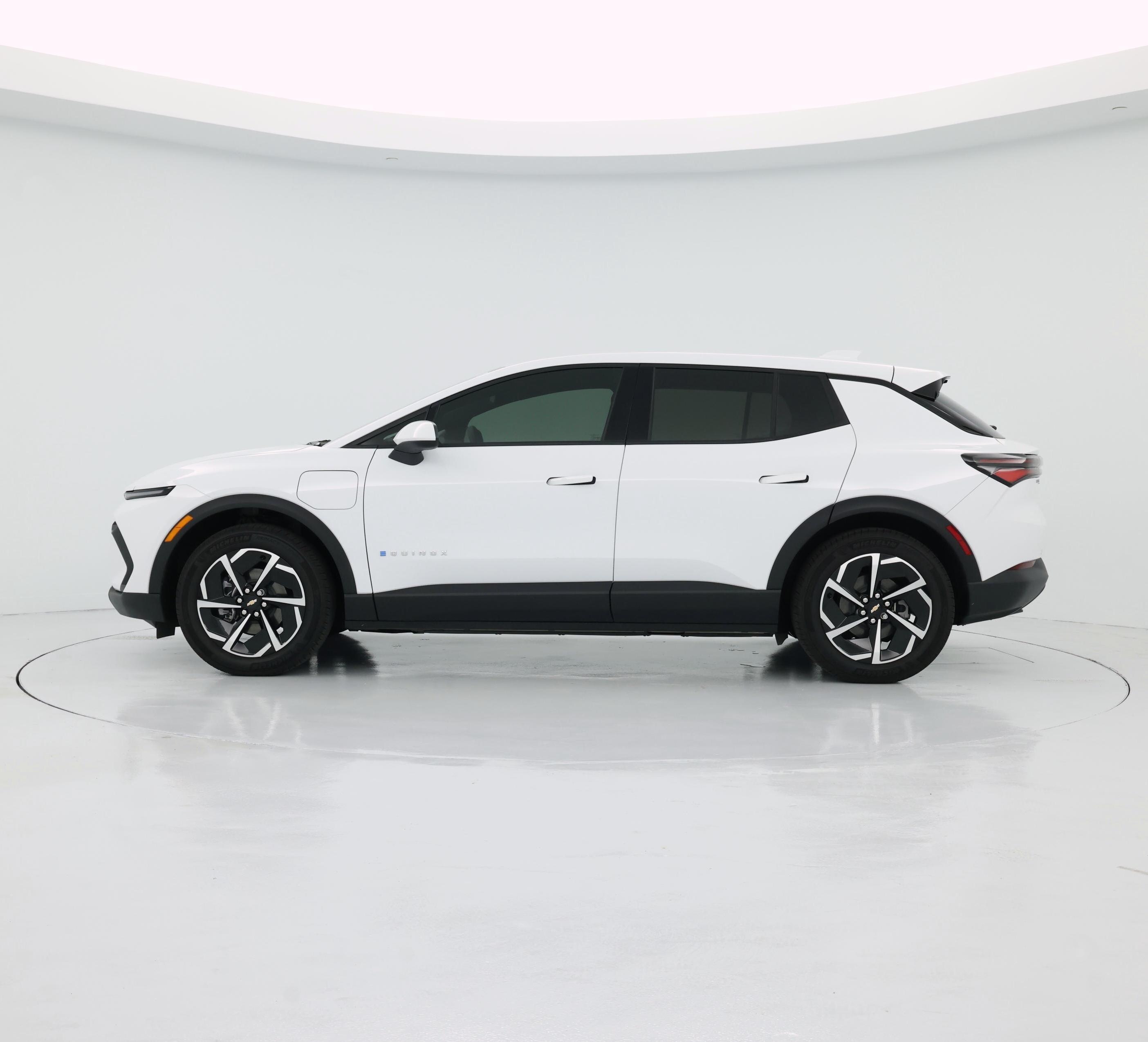 Thumbnail: 2025 Chevrolet Equinox - 3