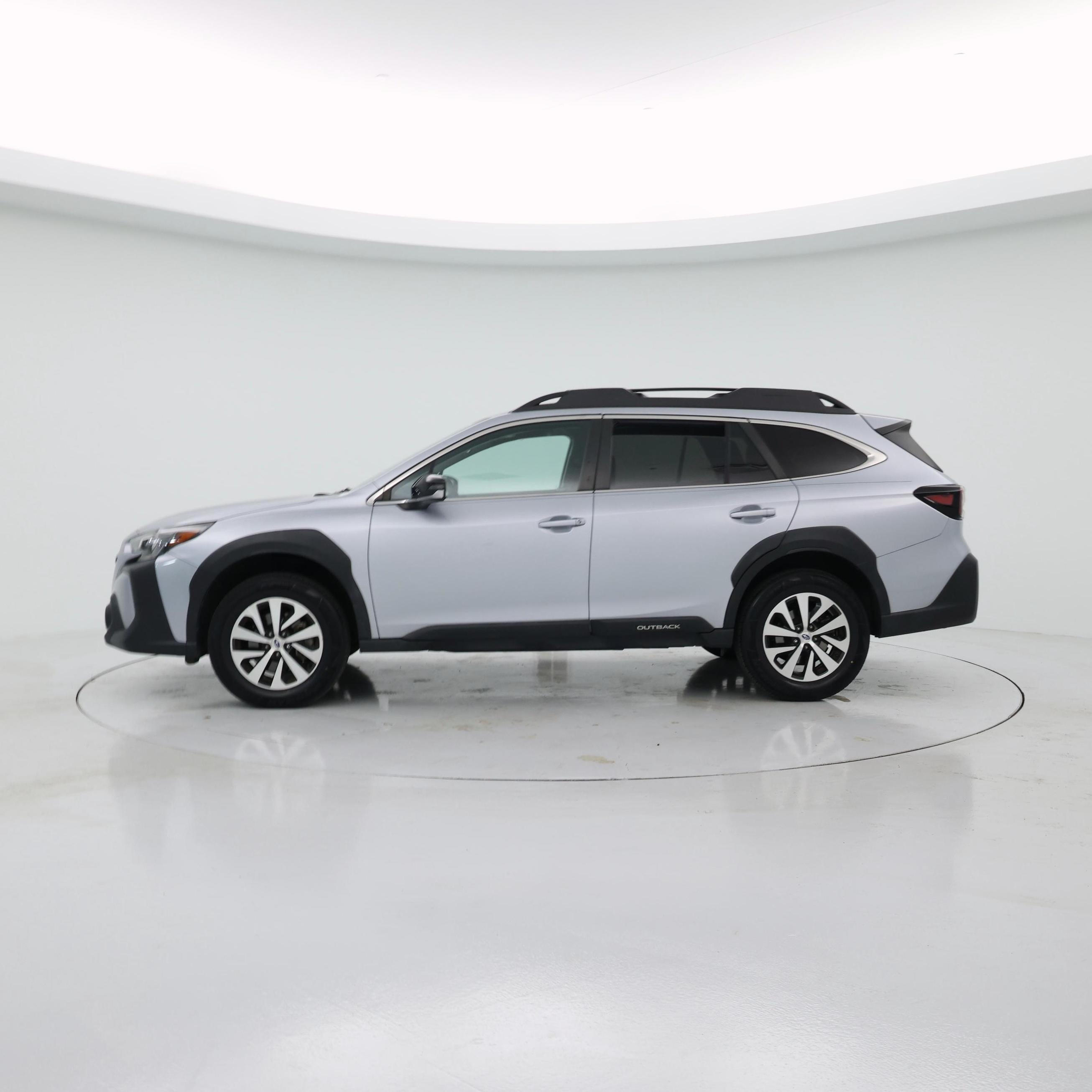 Thumbnail: 2023 Subaru Outback - 3