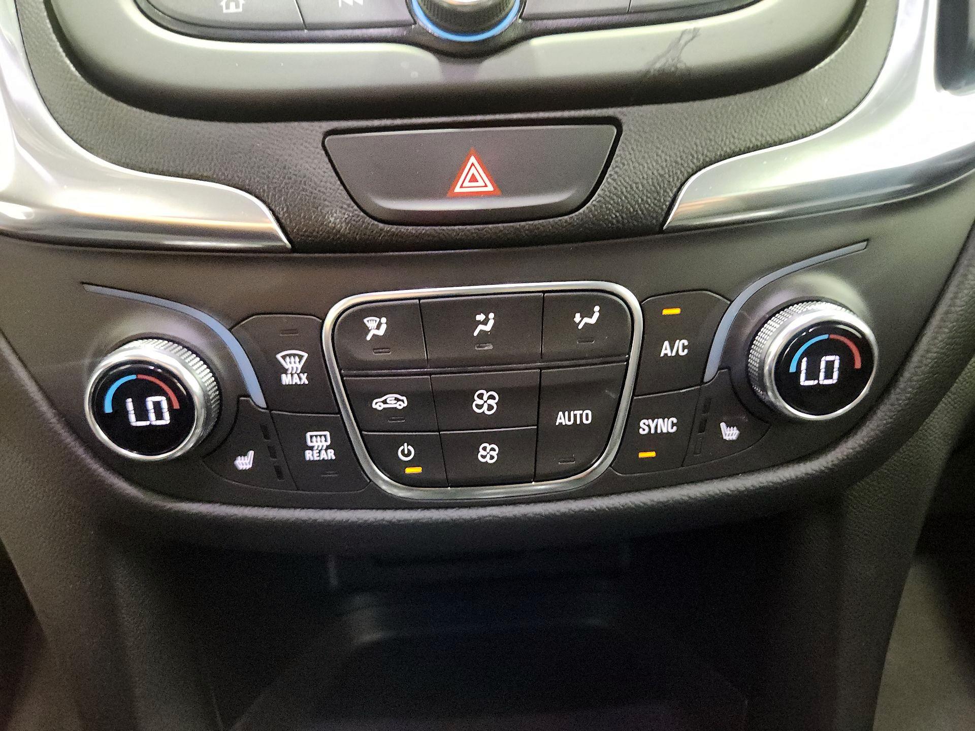 Thumbnail: 2021 Chevrolet Equinox - 17