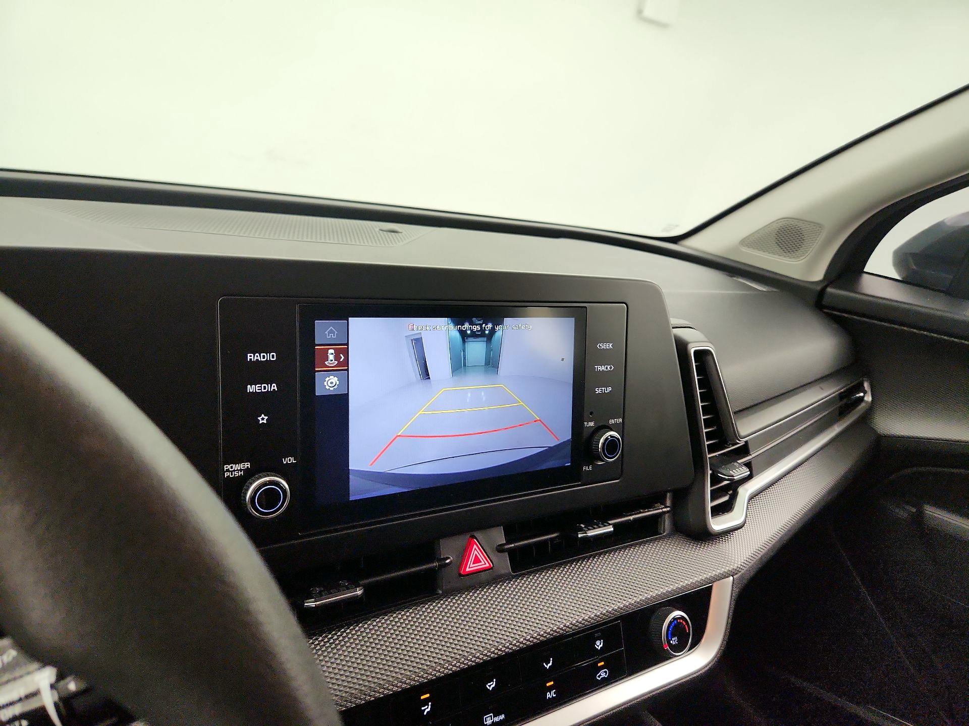 Thumbnail: 2023 Kia Sportage - 14