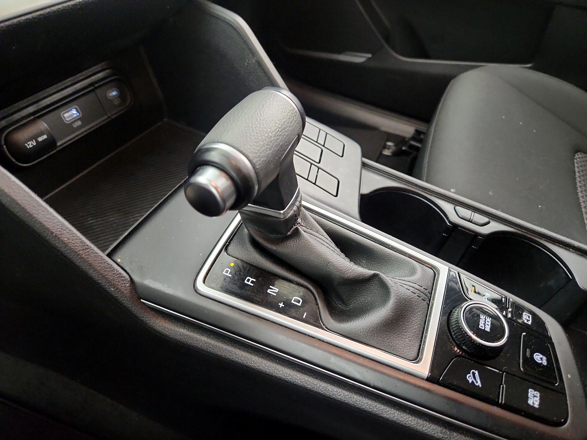 Thumbnail: 2023 Kia Sportage - 17