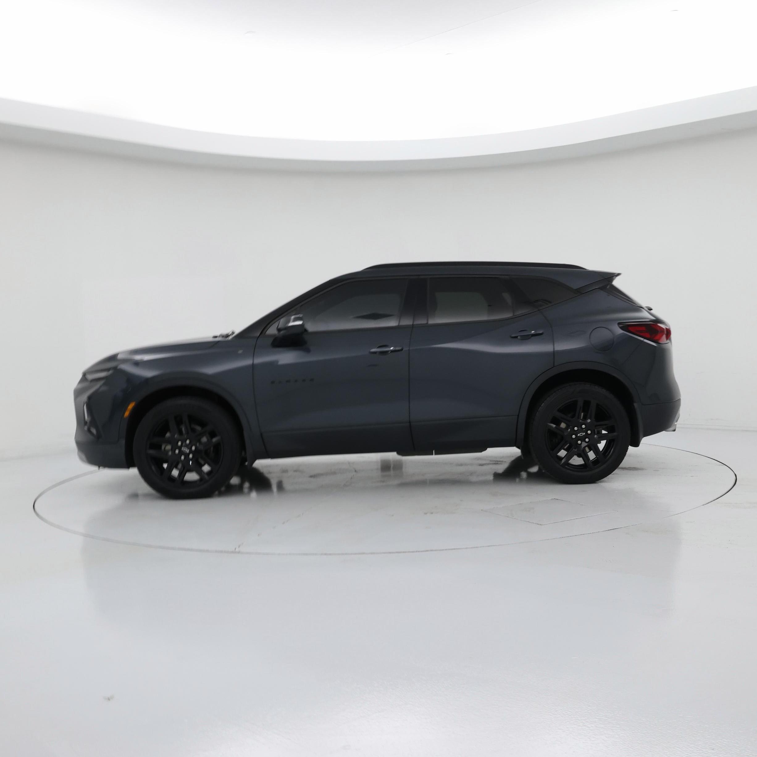 Thumbnail: 2019 Chevrolet Blazer - 3