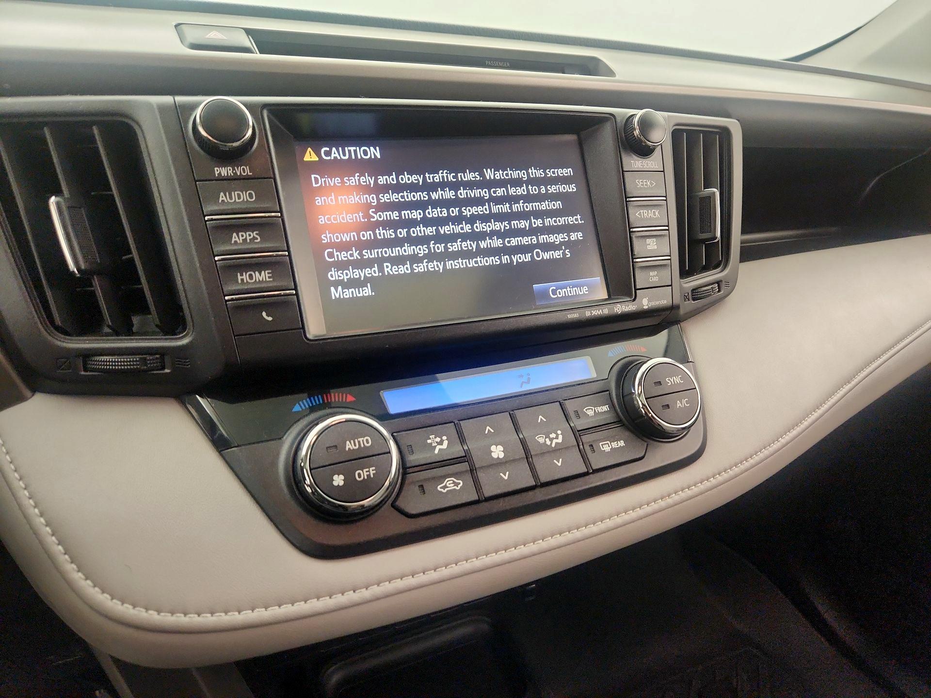 Thumbnail: 2016 Toyota RAV4 - 17