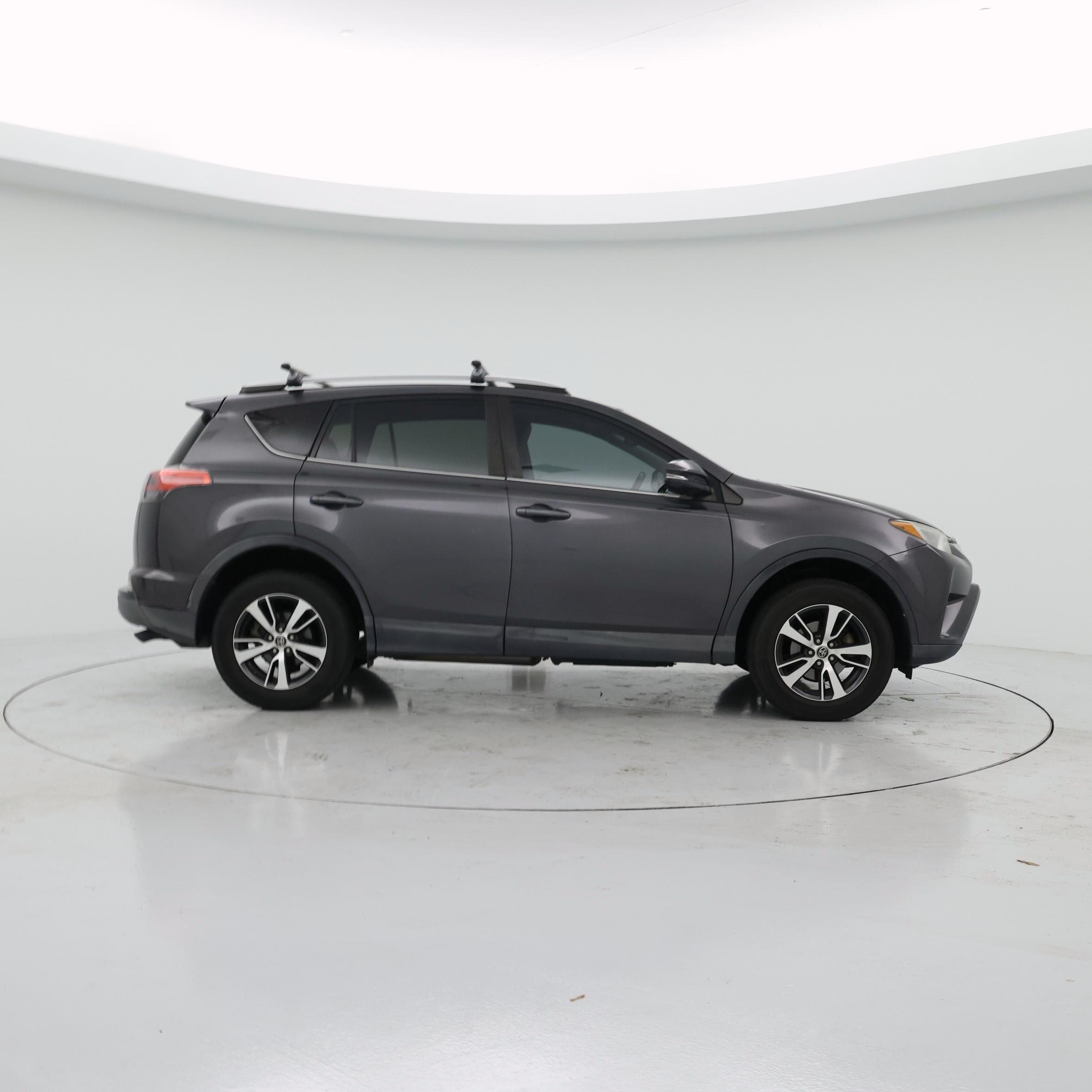 Thumbnail: 2016 Toyota RAV4 - 7