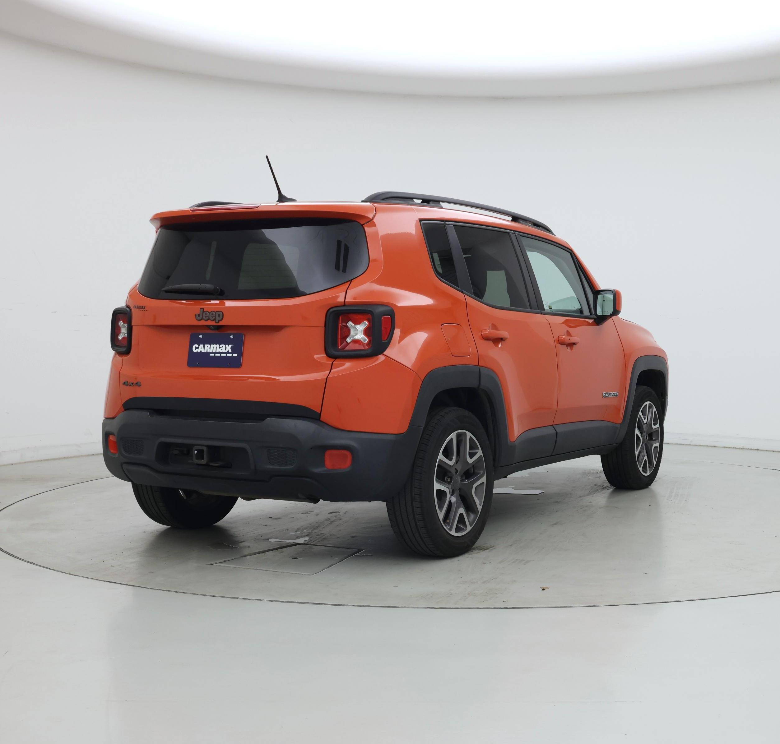Thumbnail: 2015 Jeep Renegade - 8