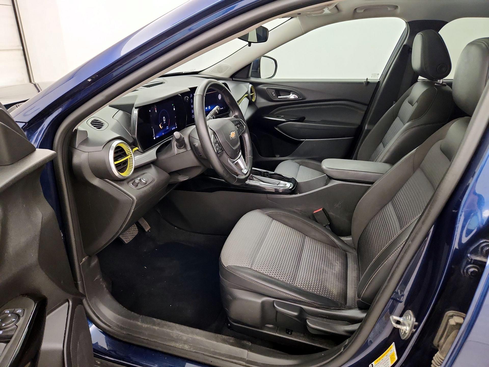 Thumbnail: 2024 Chevrolet Trax - 9