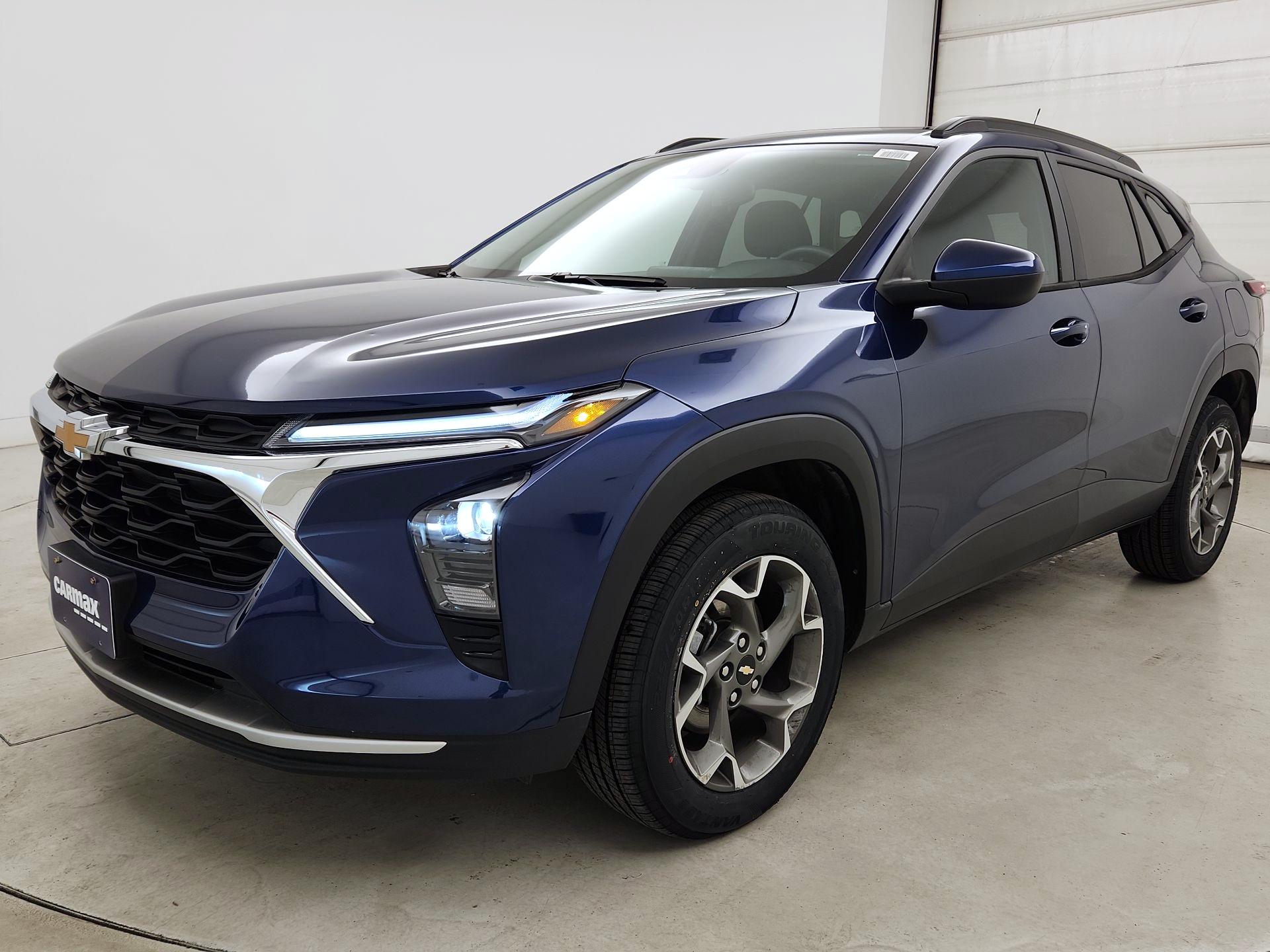 Thumbnail: 2024 Chevrolet Trax - 3