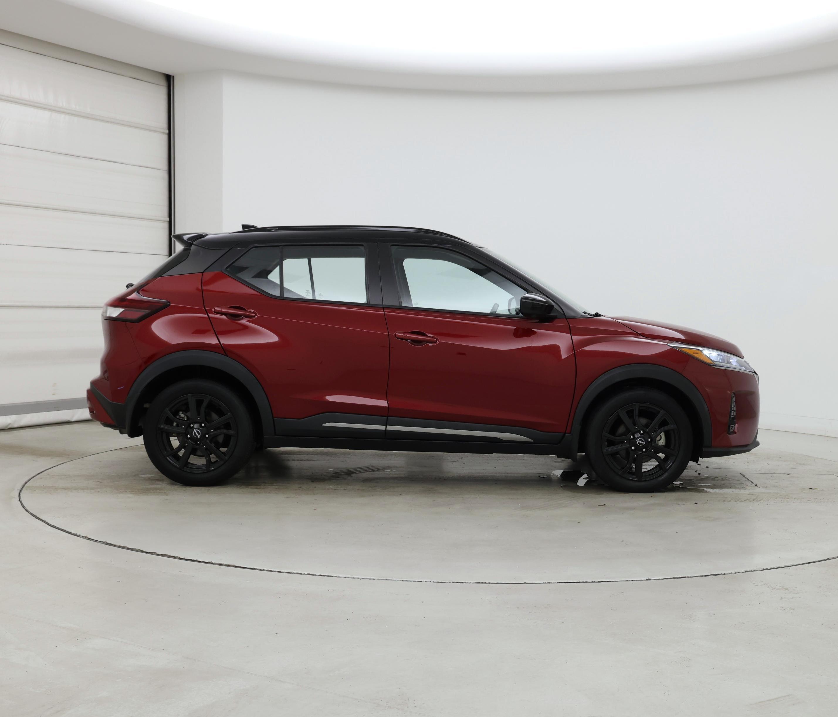 Thumbnail: 2022 Nissan Kicks - 7
