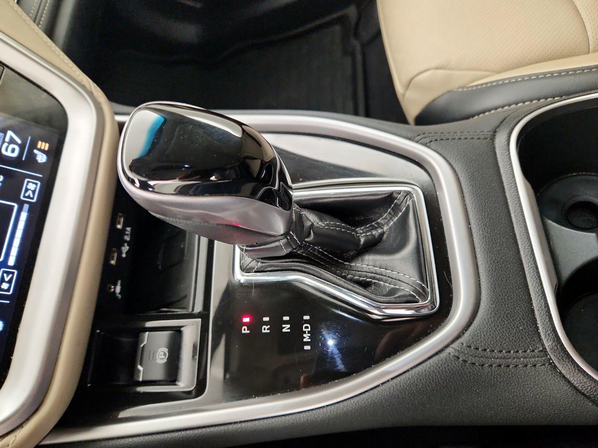 Thumbnail: 2022 Subaru Outback - 16