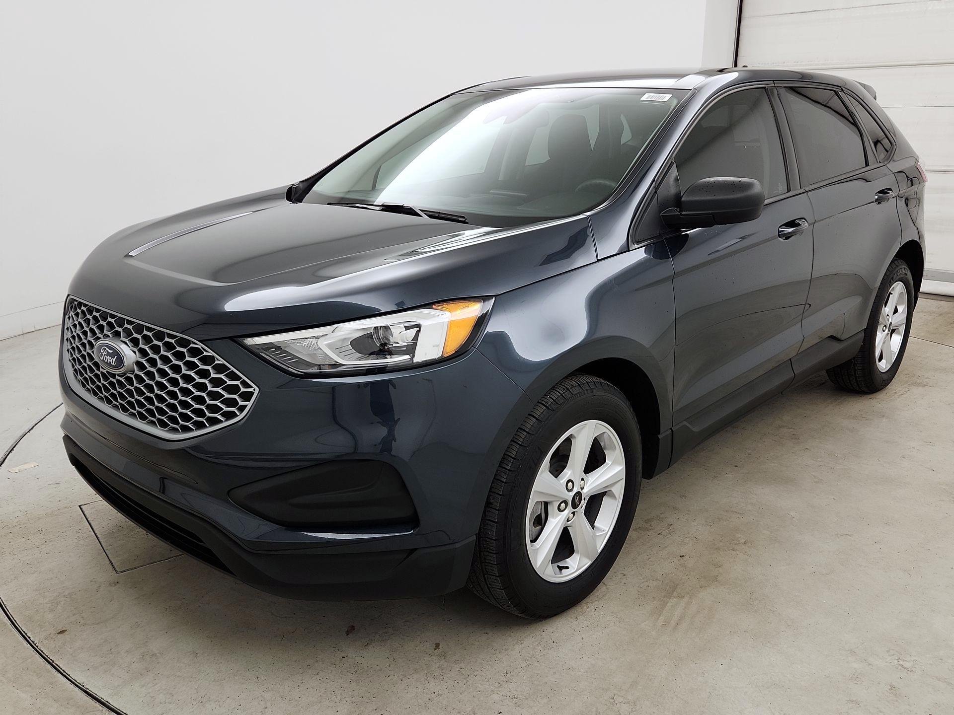 Thumbnail: 2024 Ford Edge - 3