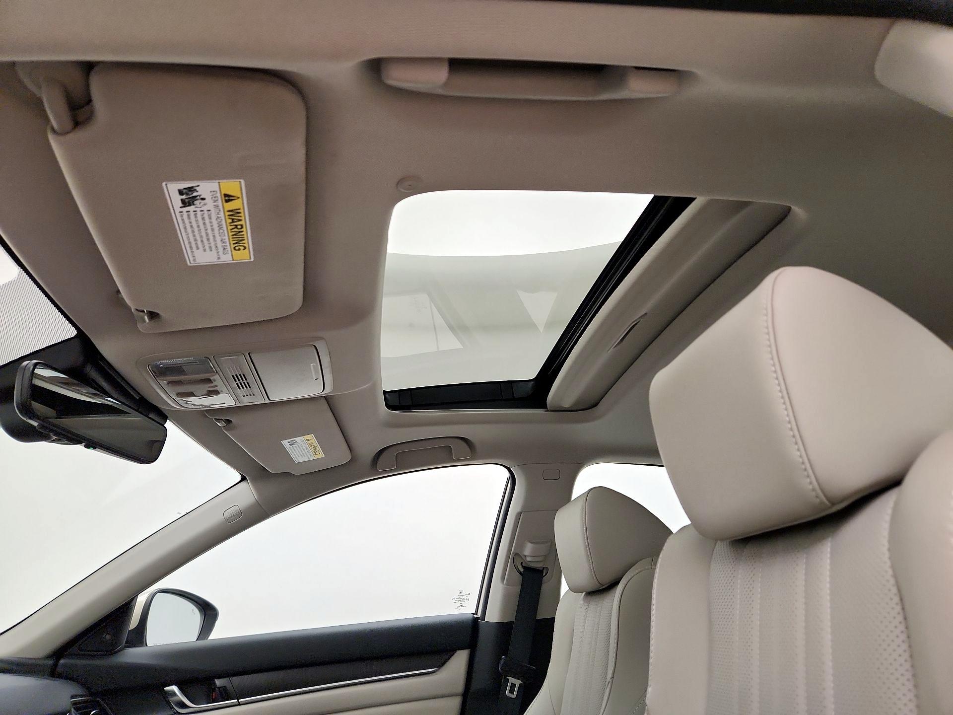 Thumbnail: 2020 Honda Accord - 17