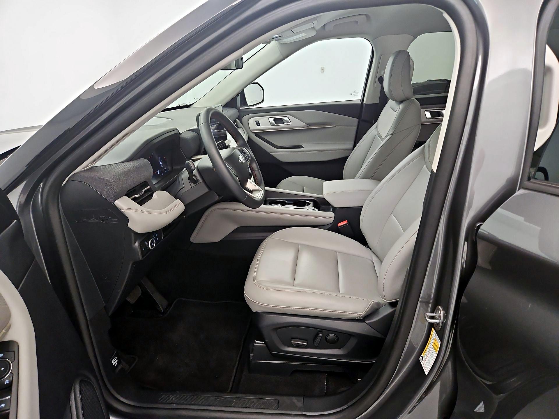 Thumbnail: 2025 Ford Explorer - 11