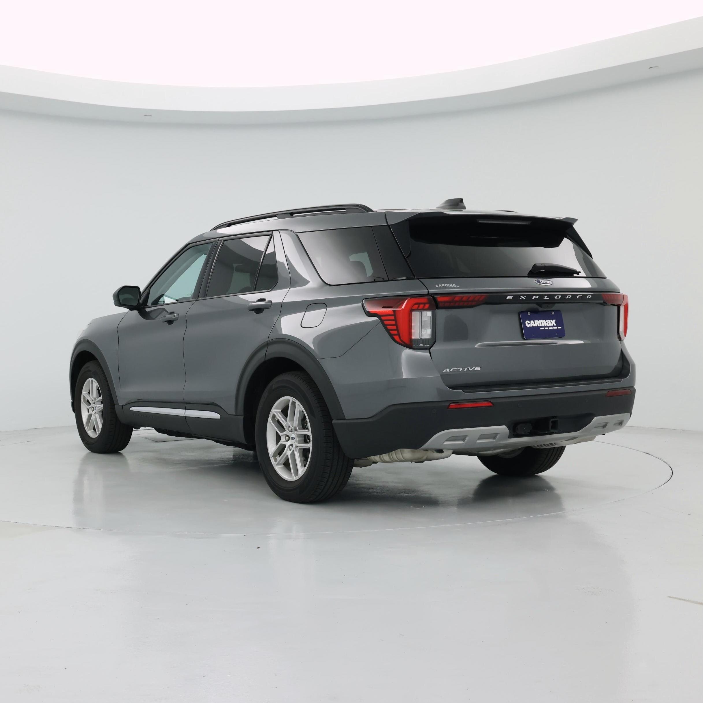 Thumbnail: 2025 Ford Explorer - 2