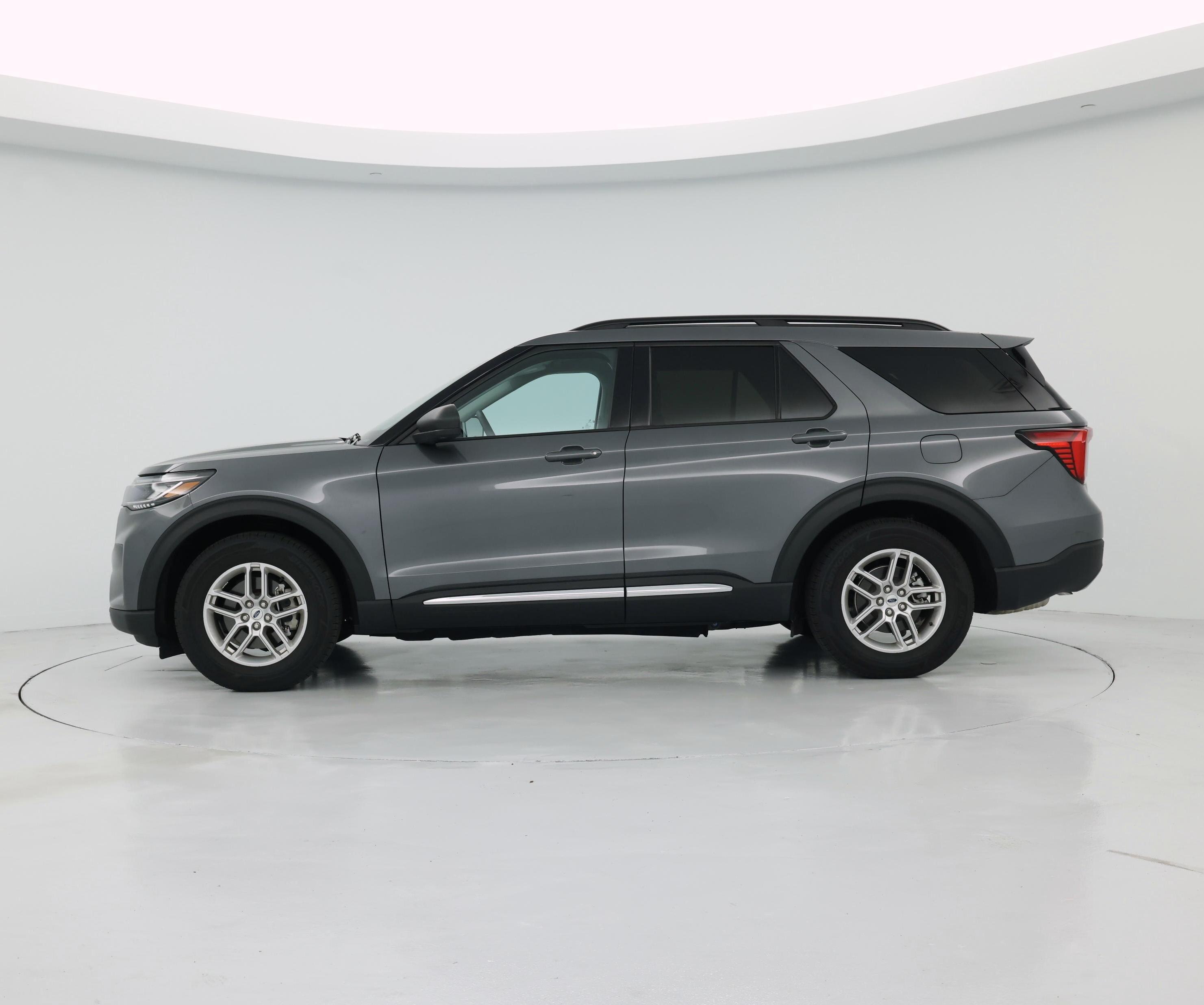 Thumbnail: 2025 Ford Explorer - 3