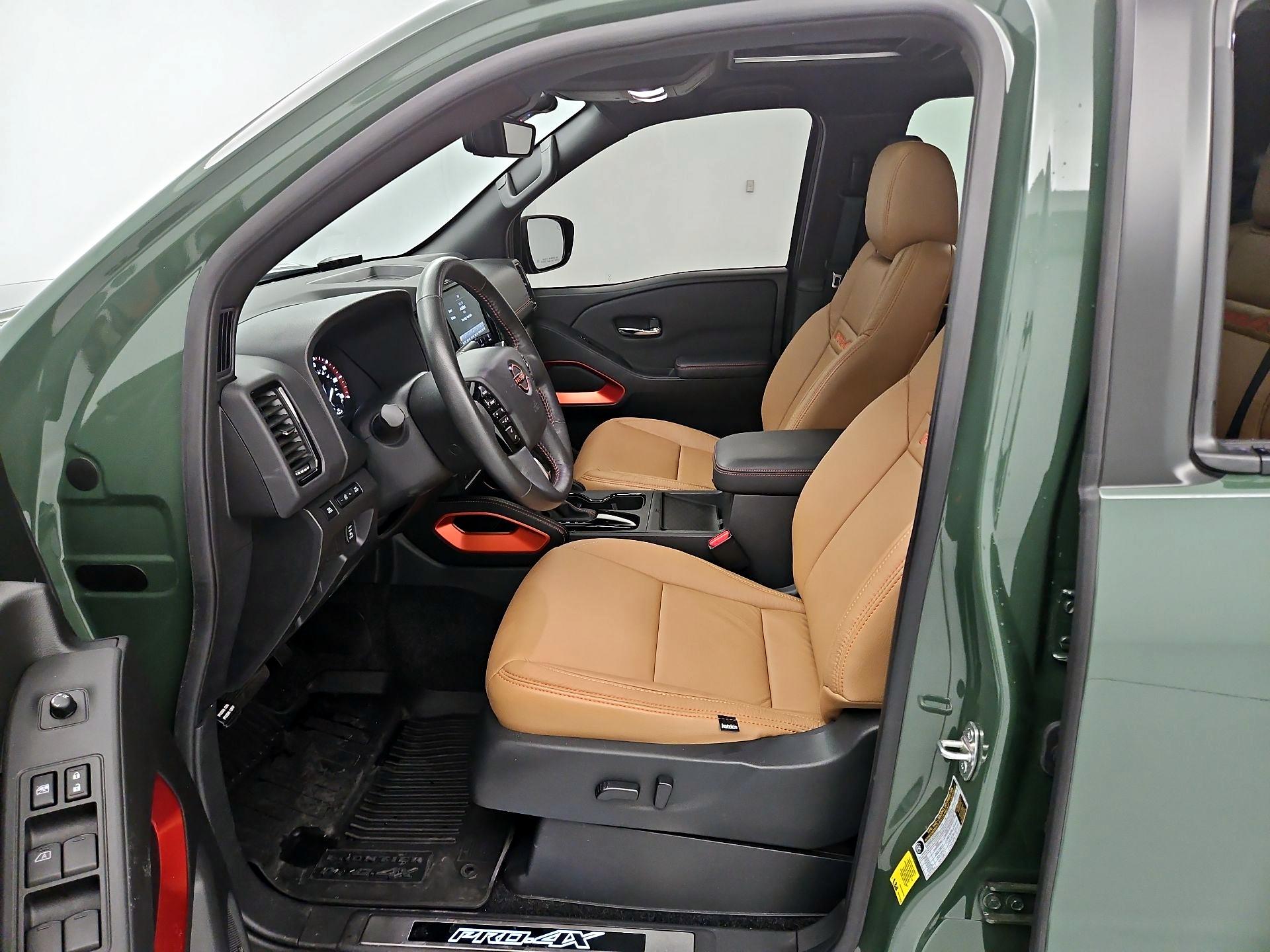 Thumbnail: 2024 Nissan Frontier - 11