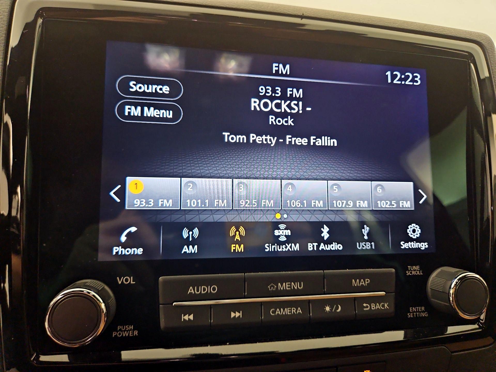 Thumbnail: 2024 Nissan Frontier - 15