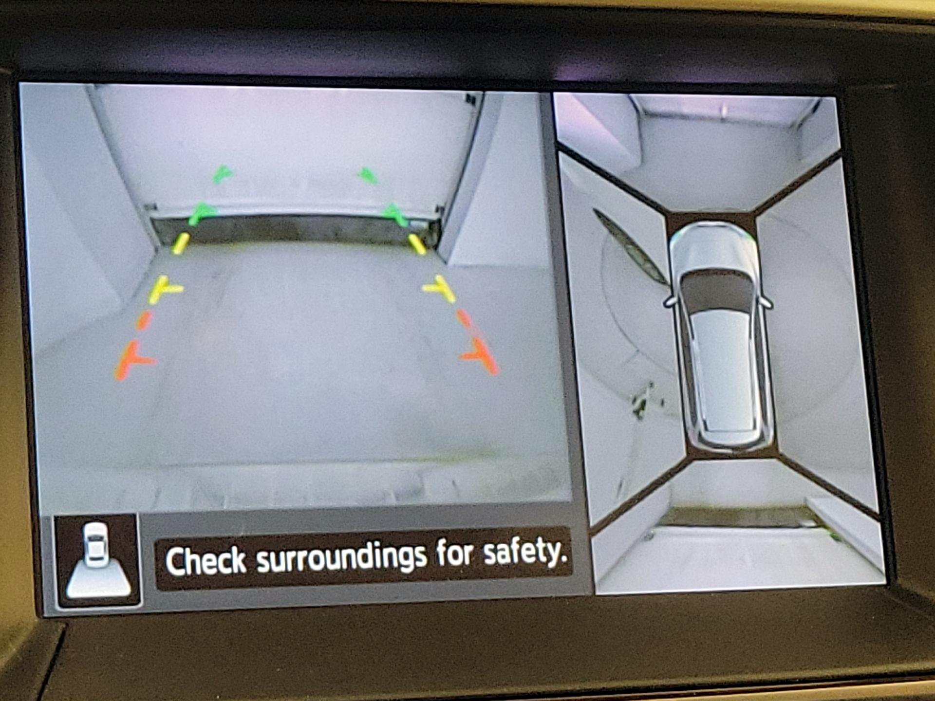 Thumbnail: 2016 Nissan Pathfinder - 15