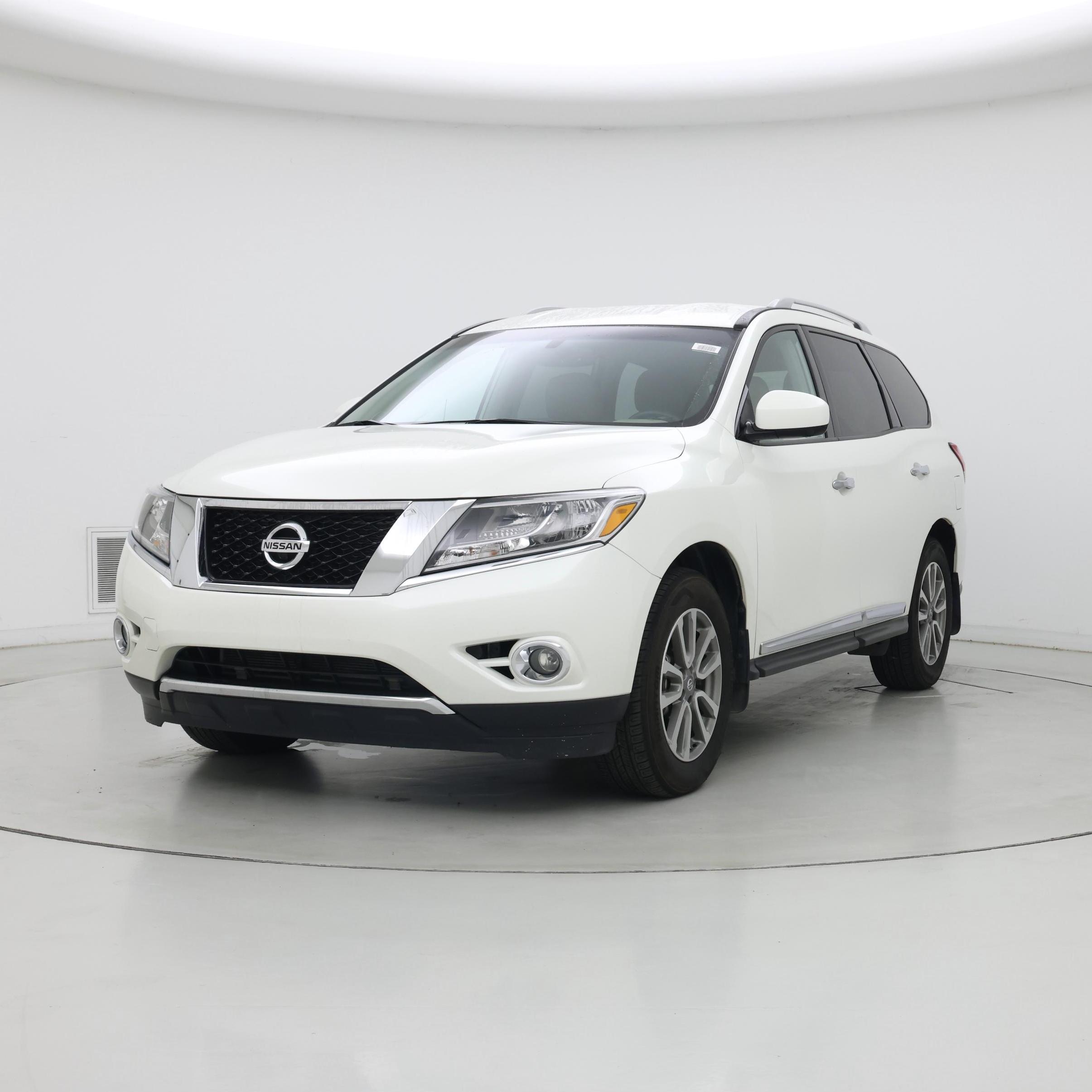 Thumbnail: 2016 Nissan Pathfinder - 4