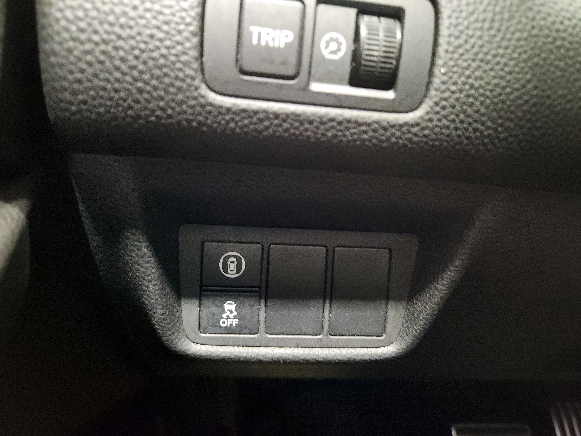 Thumbnail: 2018 Honda Accord - 13