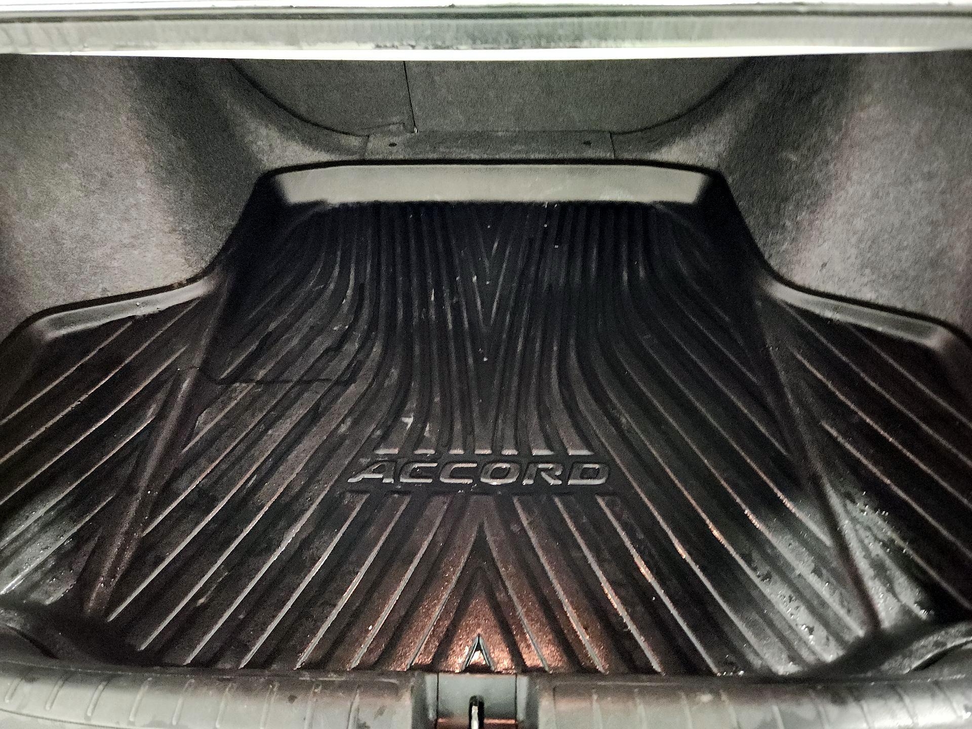 Thumbnail: 2018 Honda Accord - 19