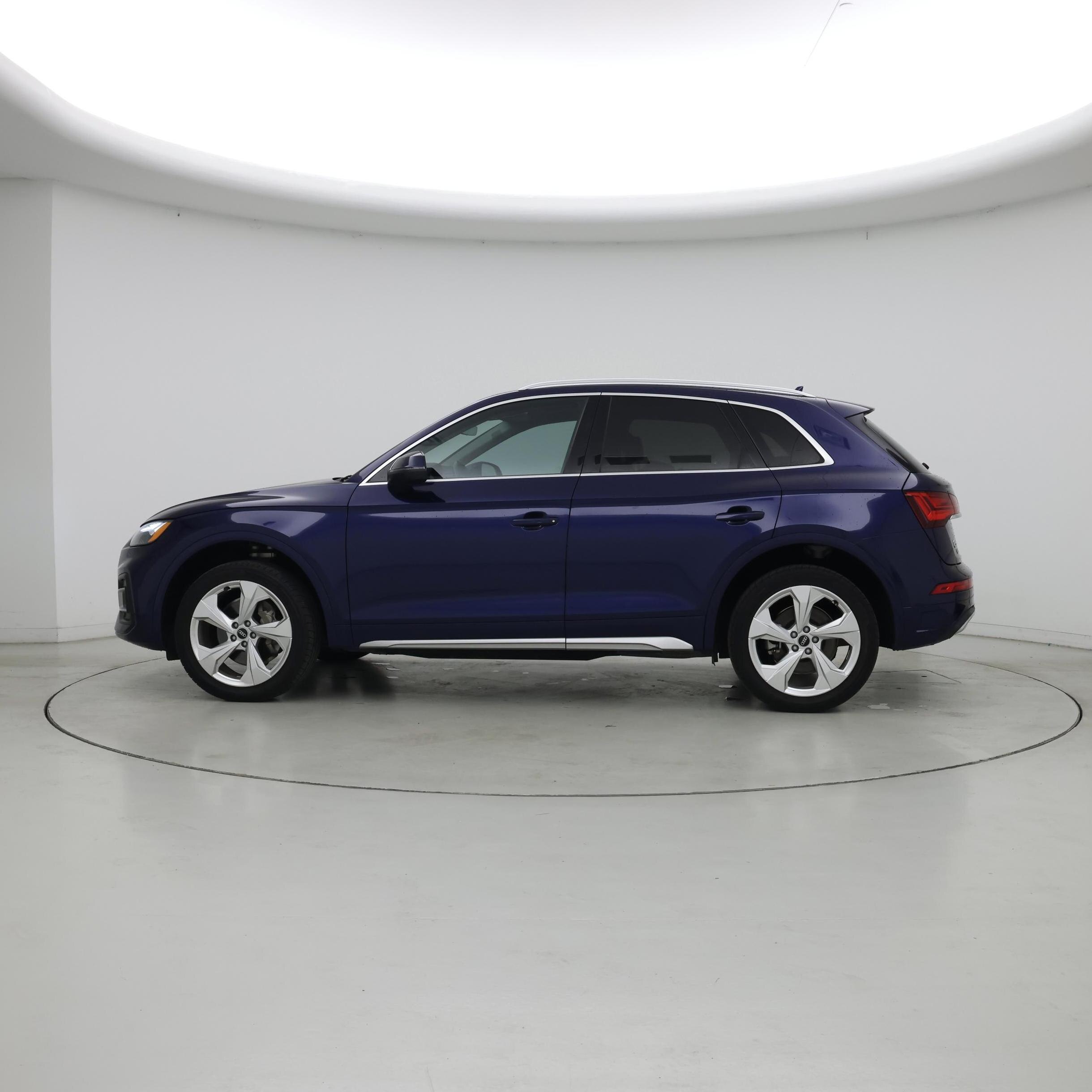 Thumbnail: 2021 Audi Q5 - 3
