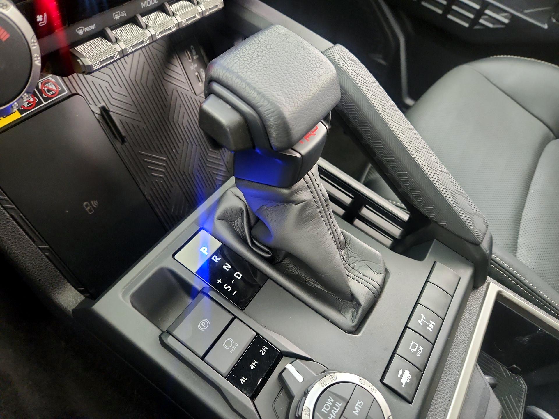 Thumbnail: 2025 Toyota 4Runner - 17