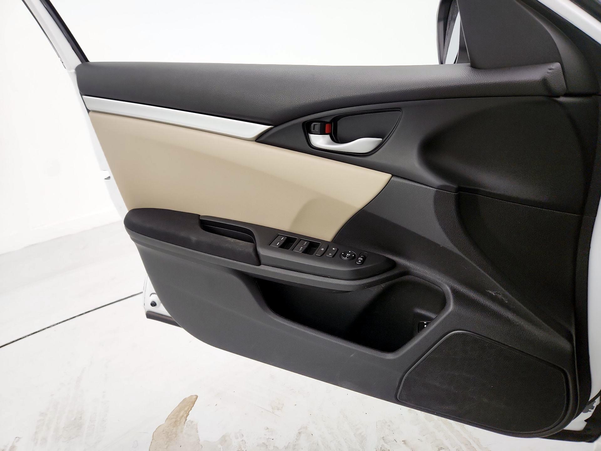 Thumbnail: 2018 Honda Civic - 12