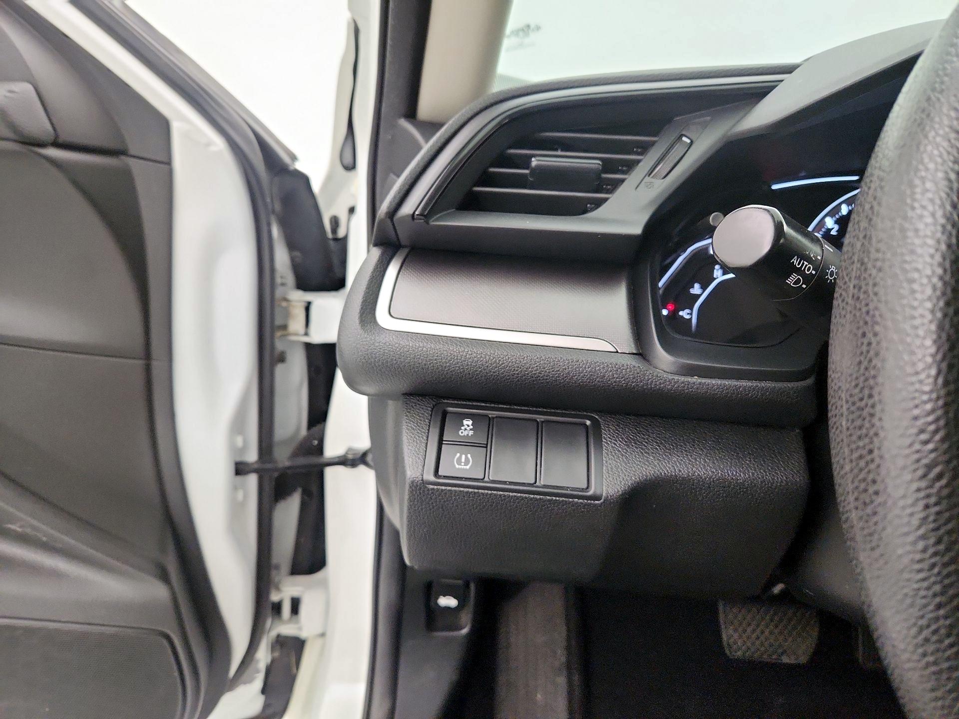 Thumbnail: 2018 Honda Civic - 13