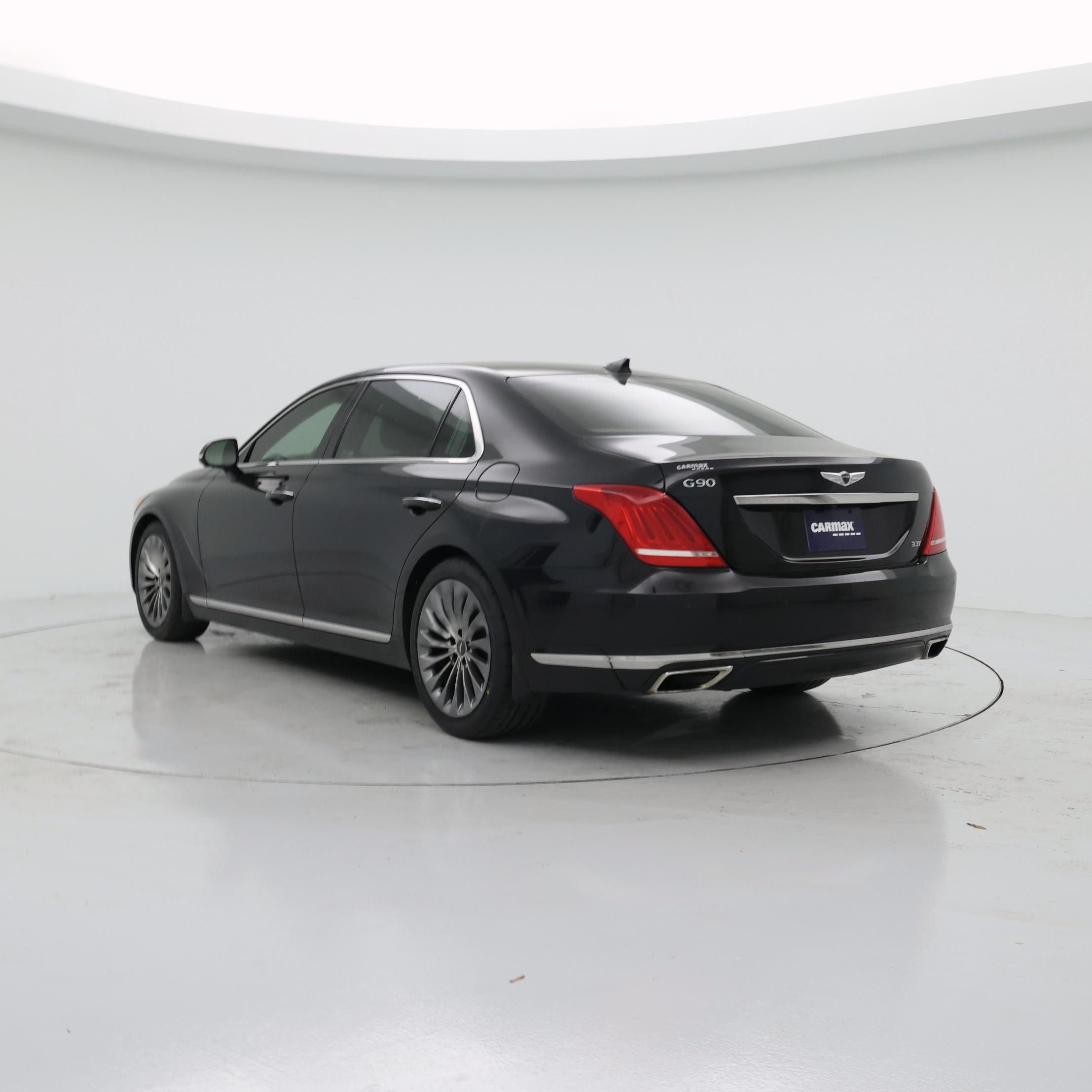 Thumbnail: 2019 Genesis G90 - 2