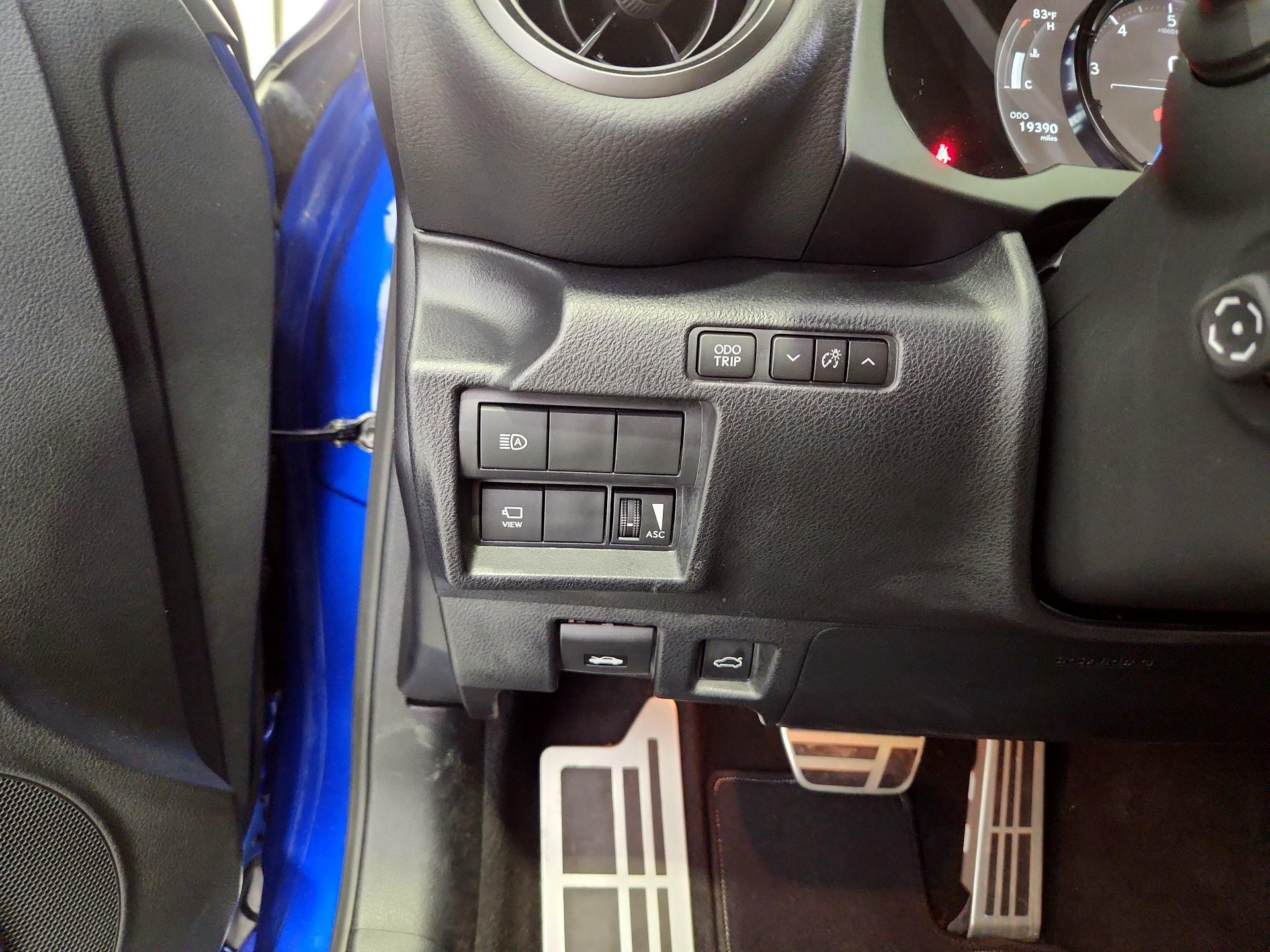 Thumbnail: 2023 Lexus IS - 13