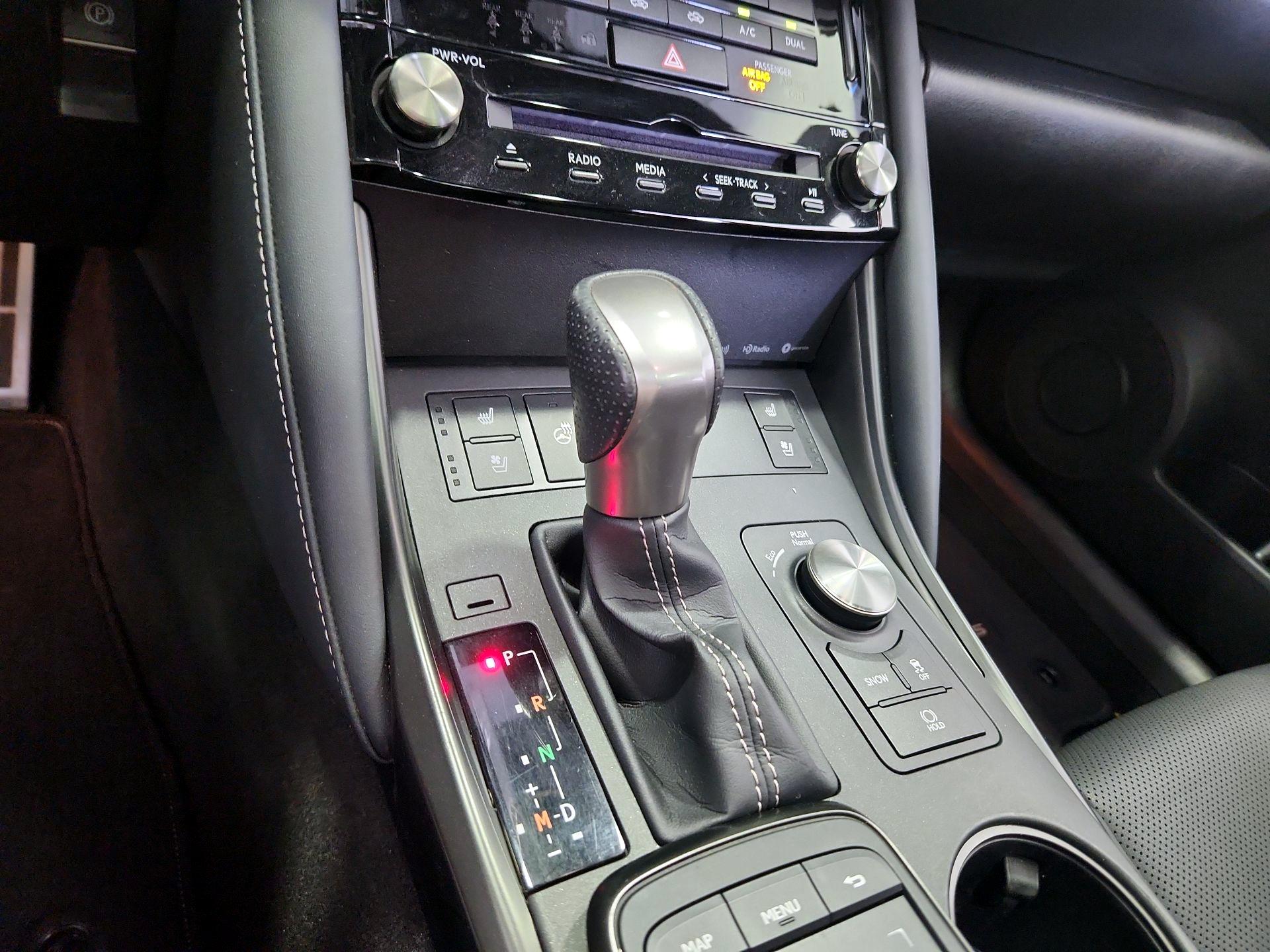 Thumbnail: 2023 Lexus IS - 18