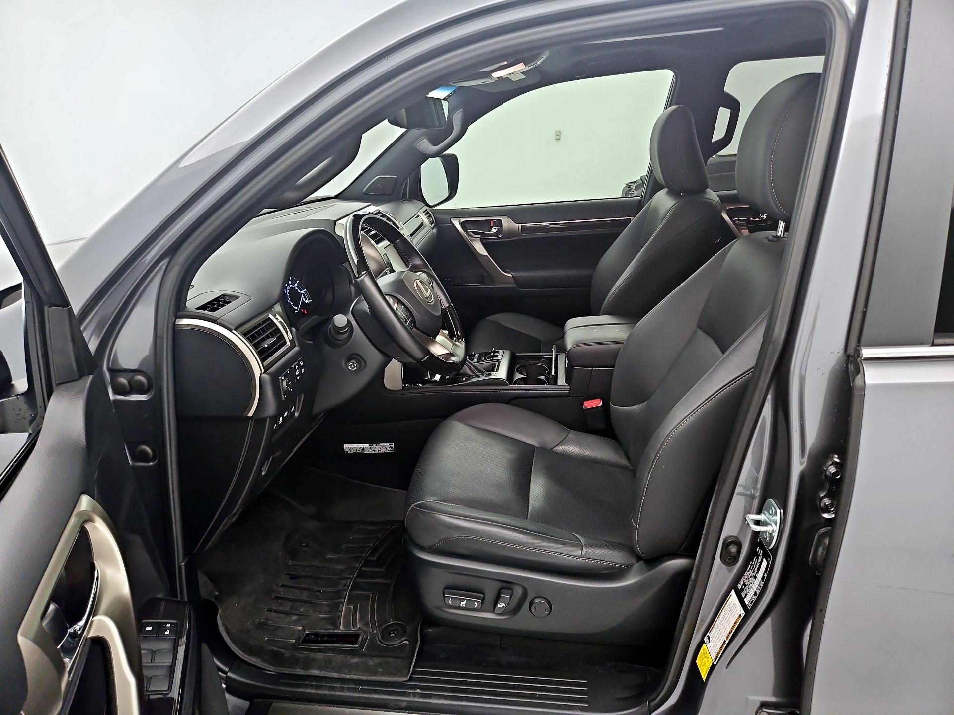 Thumbnail: 2021 Lexus GX - 11