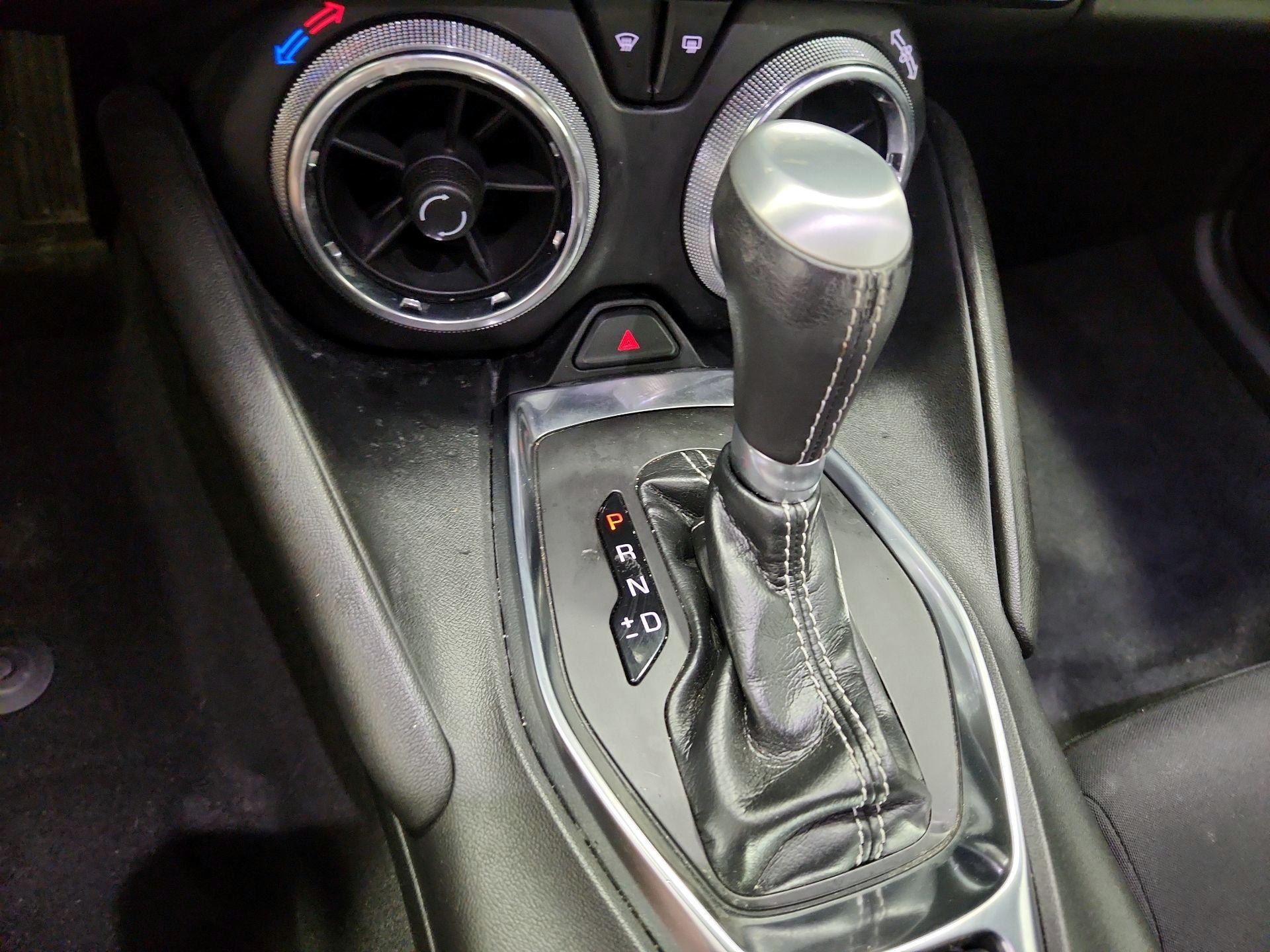 Thumbnail: 2021 Chevrolet Camaro - 17