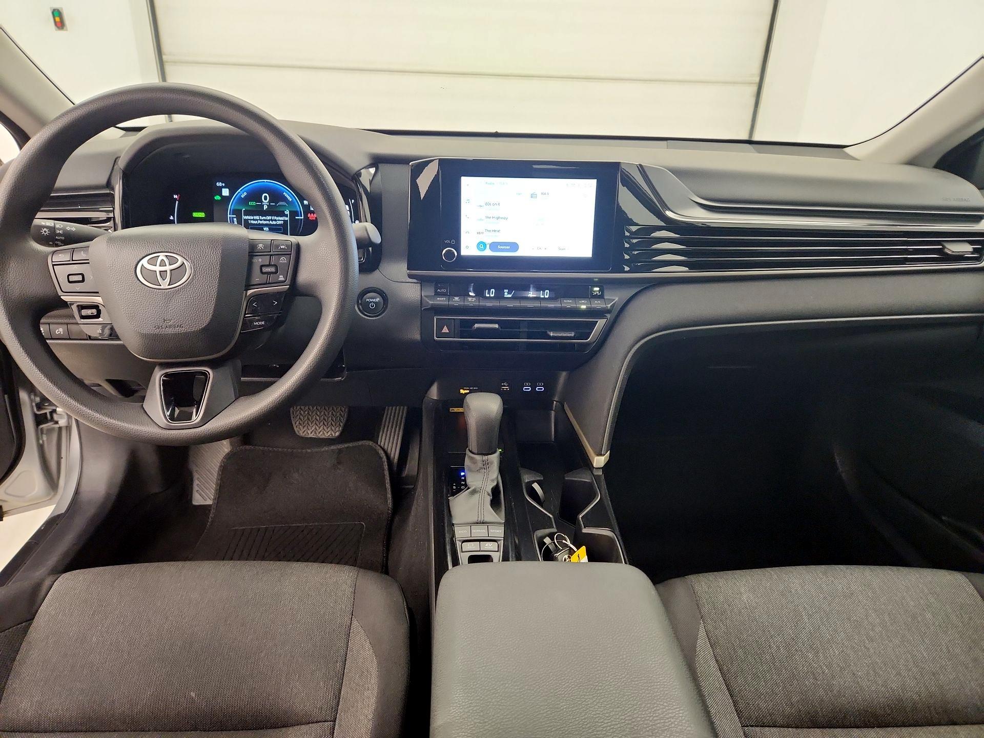 Thumbnail: 2025 Toyota Camry - 9