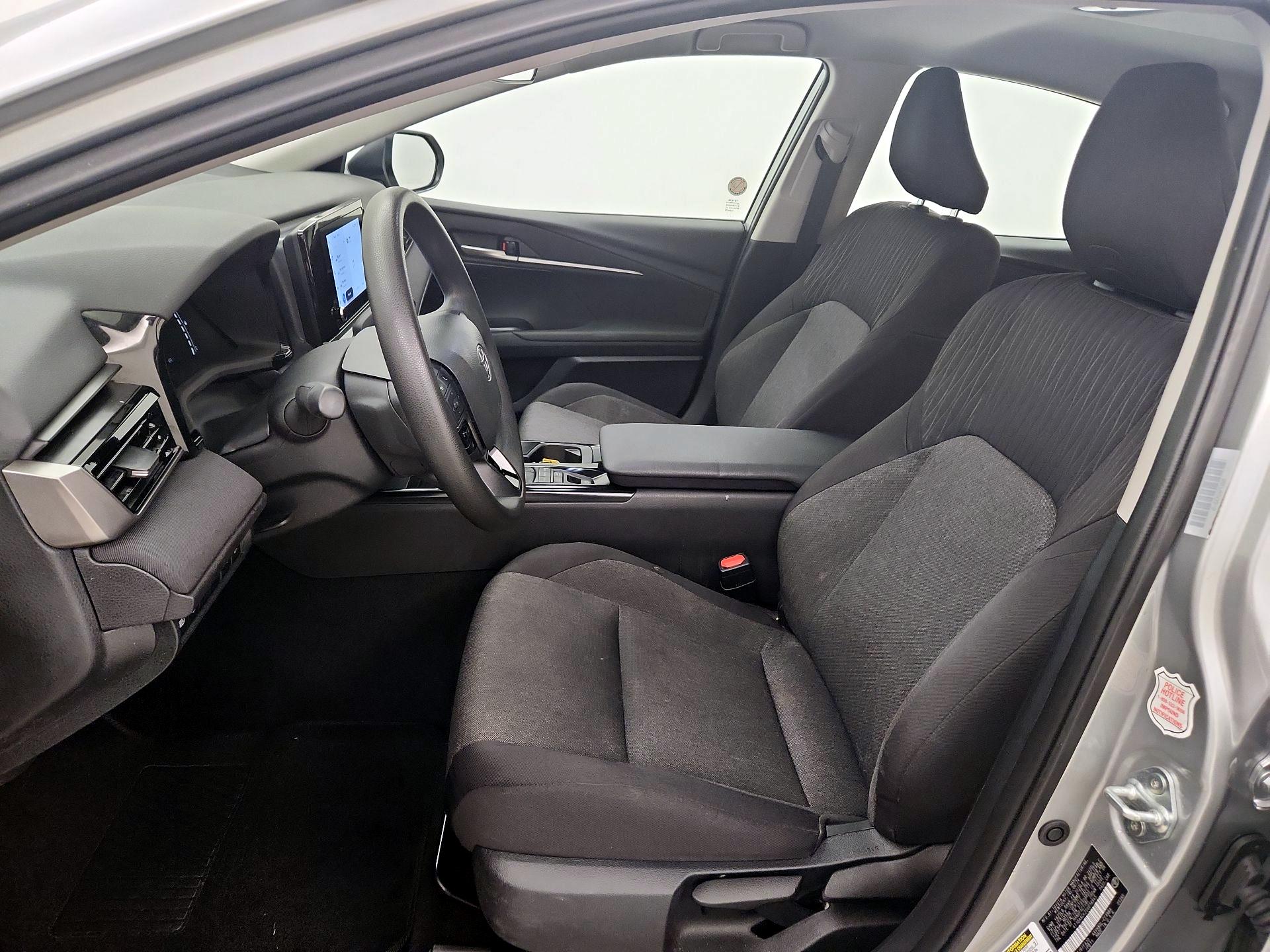 Thumbnail: 2025 Toyota Camry - 11